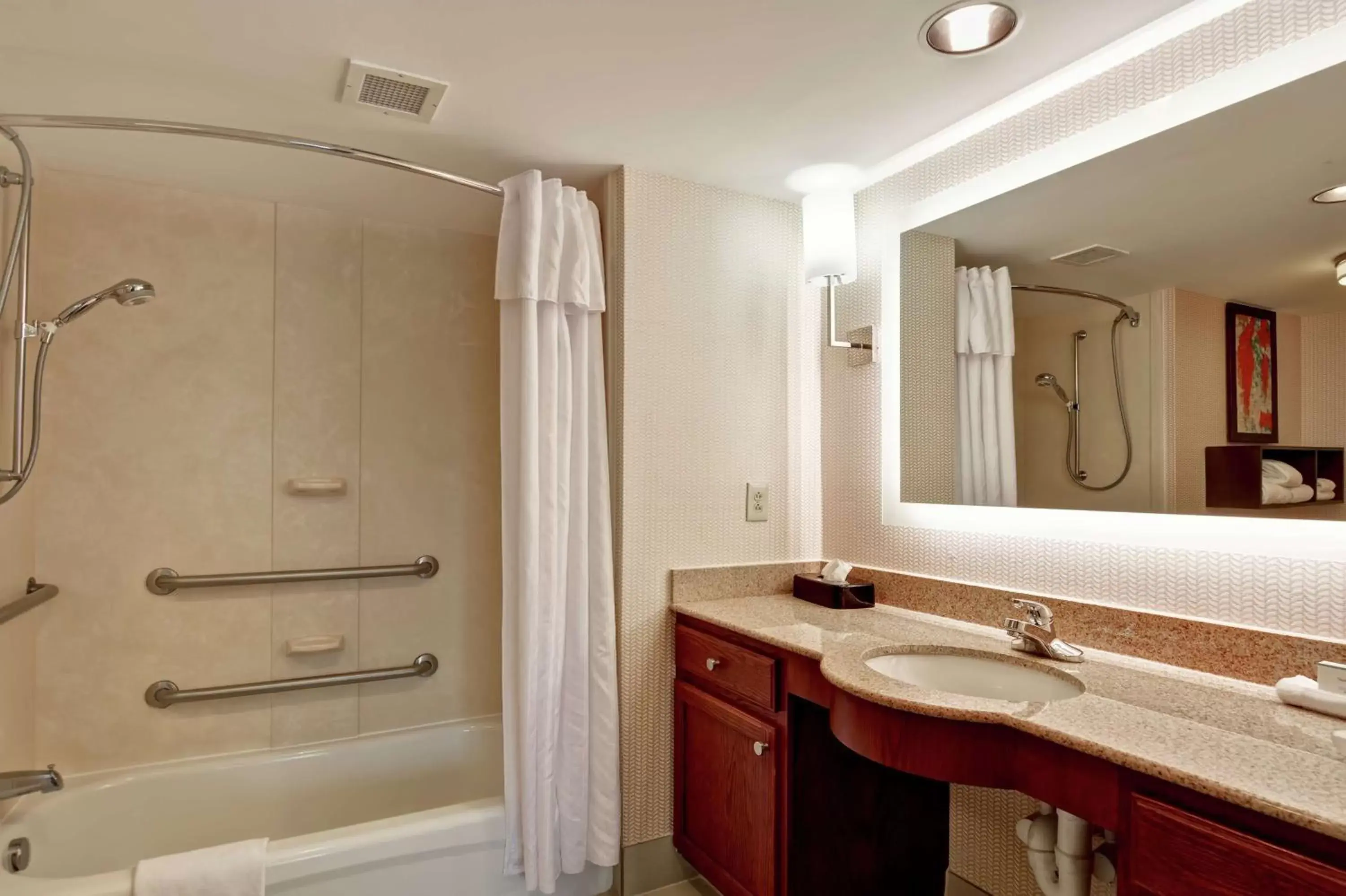 Bathroom in Homewood Suites by Hilton Lexington Fayette Mall