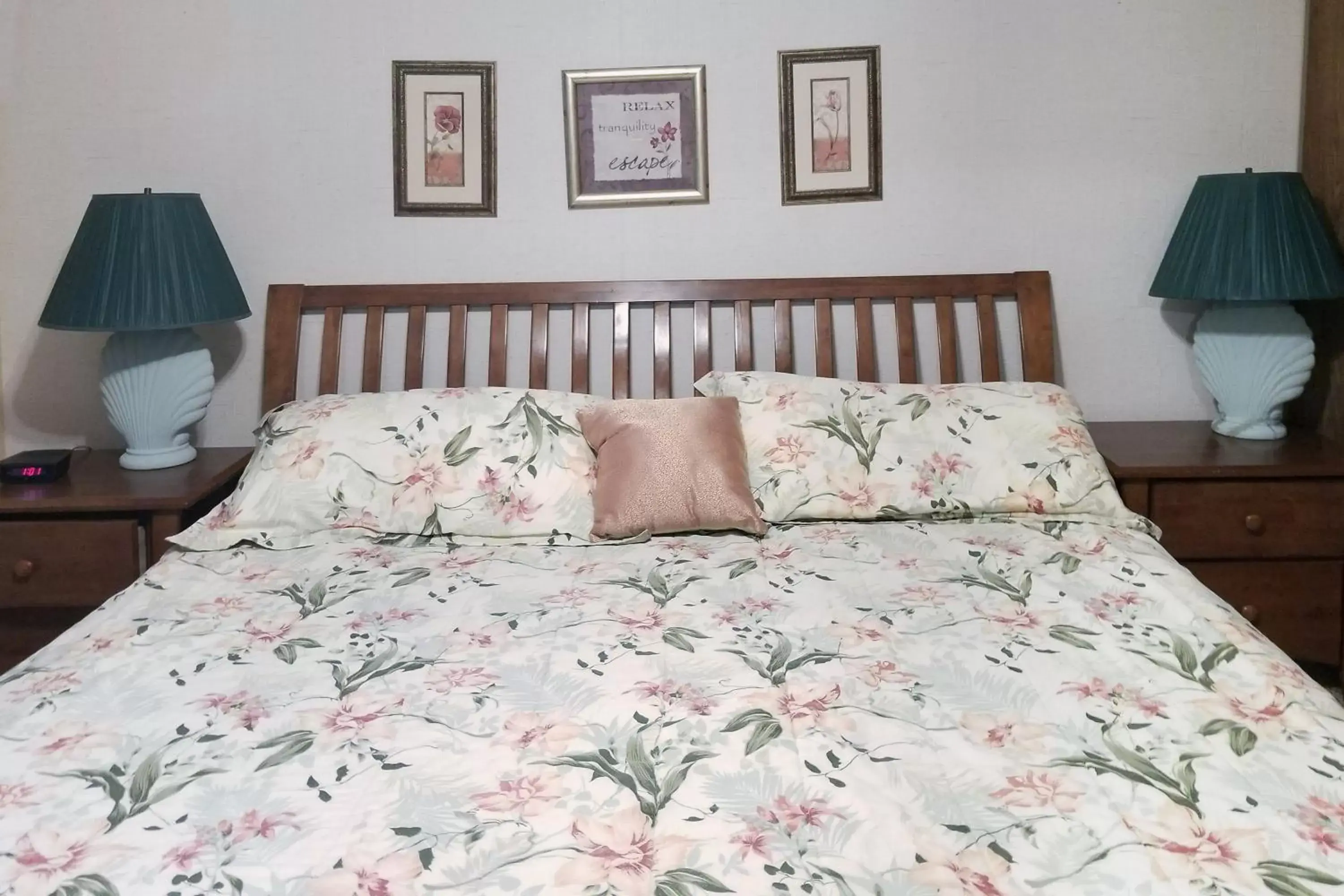 Bedroom in Ocean Terrace Condominiums