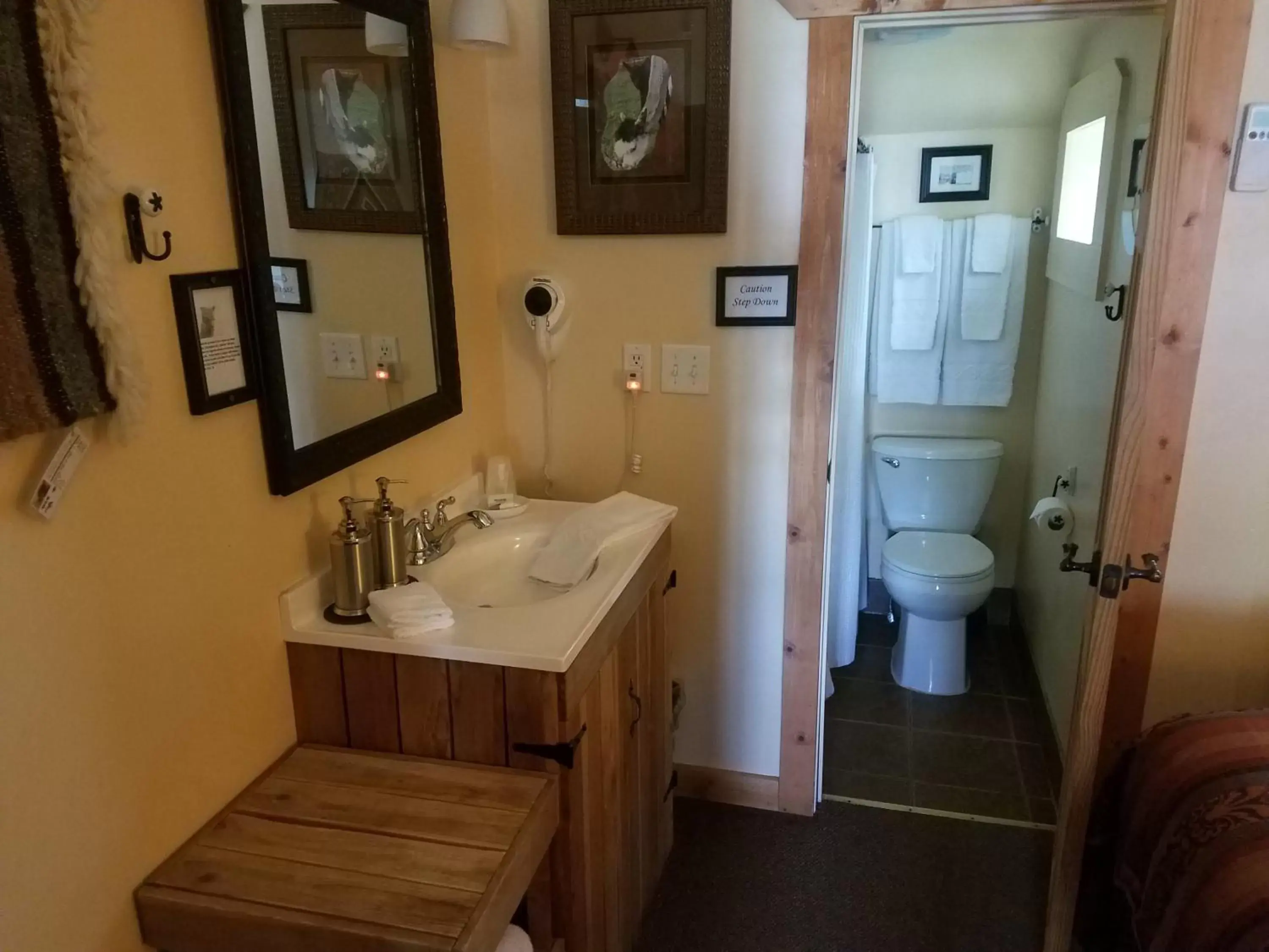 Bathroom in Alpaca Inn