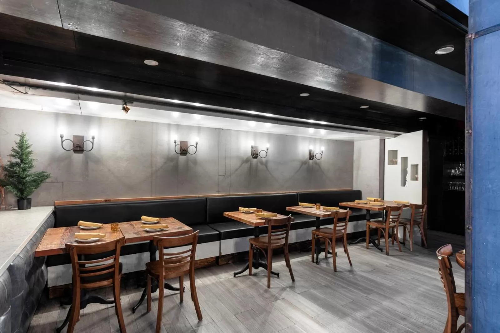 Restaurant/places to eat in The O Hotel, Trademark Collection by Wyndham