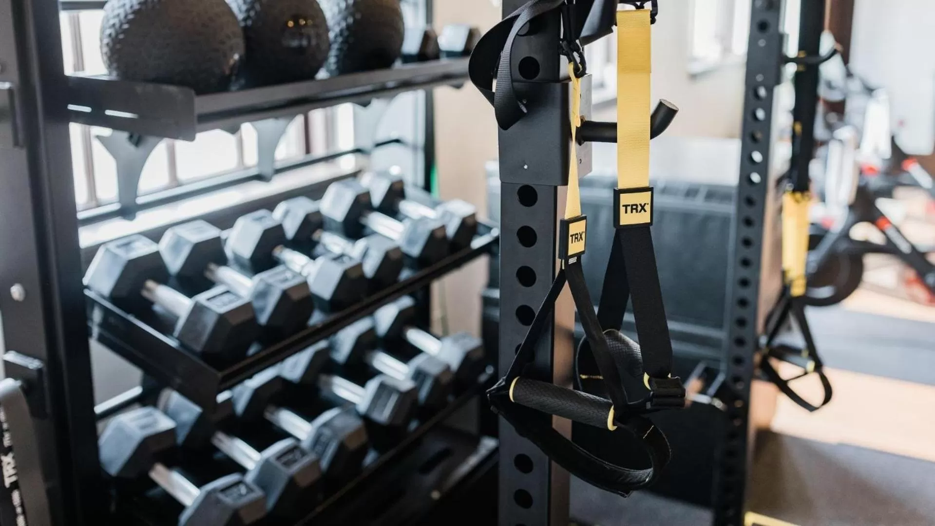 Fitness centre/facilities in SCP Redmond Hotel