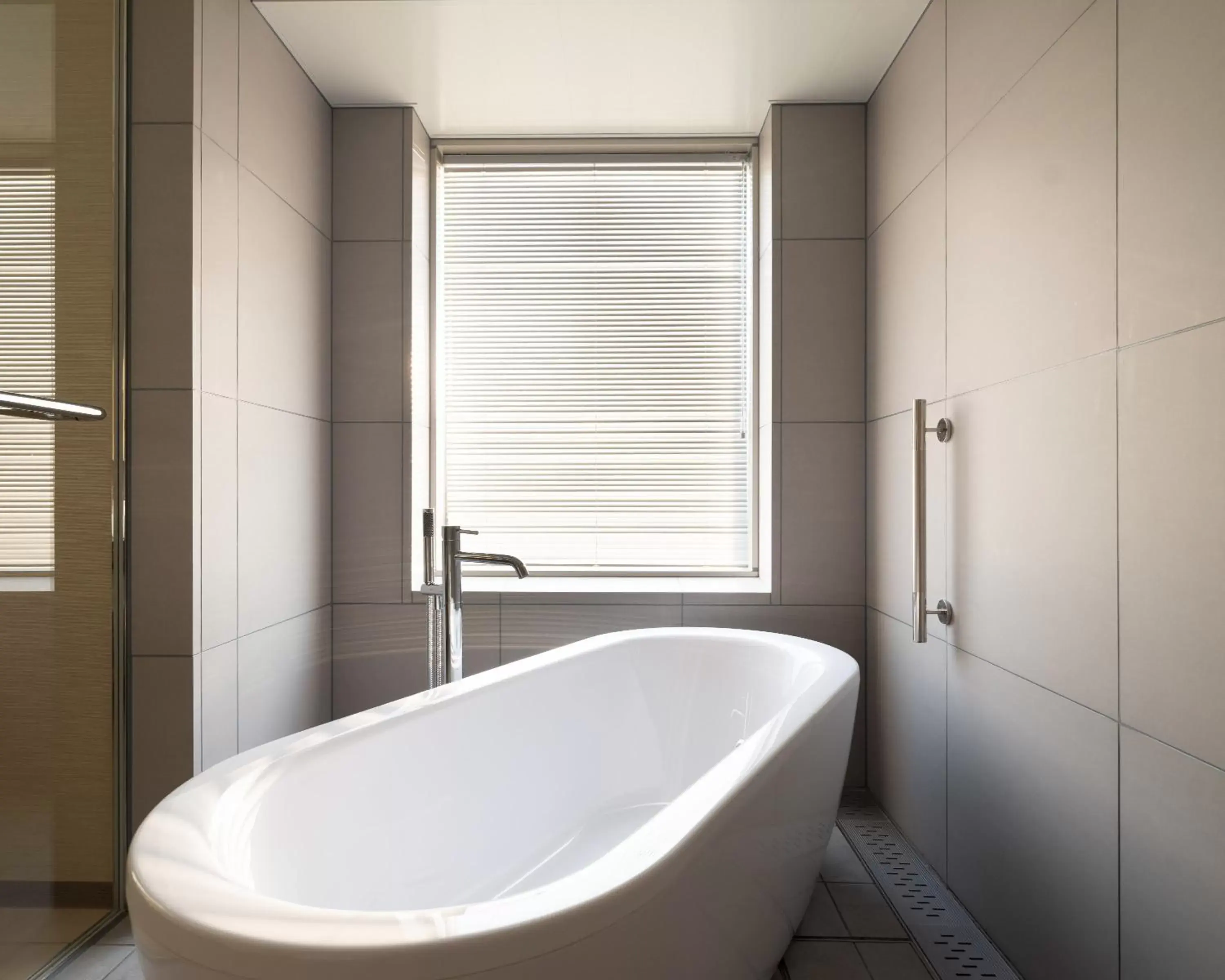 Photo of the whole room, Bathroom in ANA Crowne Plaza Chitose, an IHG Hotel