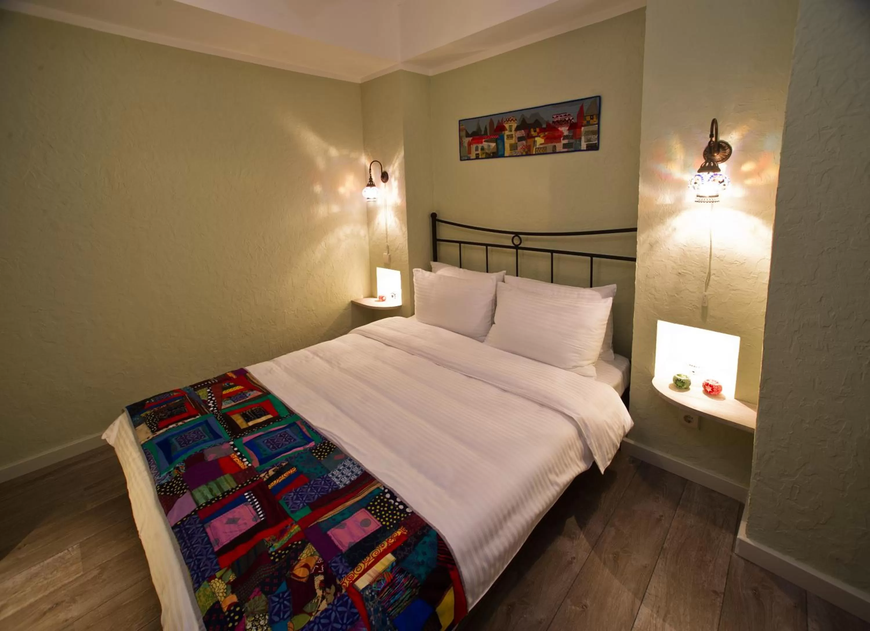 Bed in No12 Boutique Hotel