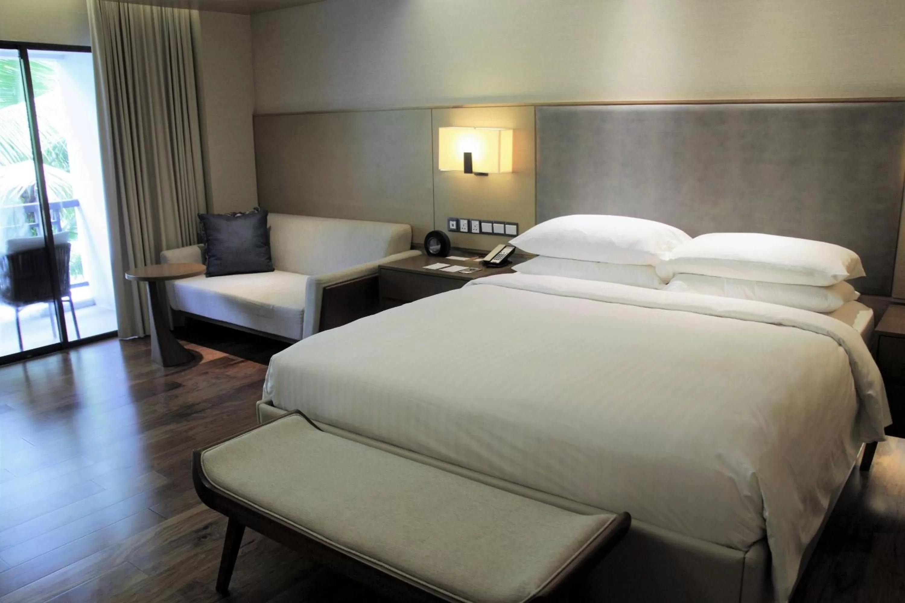 Photo of the whole room, Bed in Miri Marriott Resort & Spa