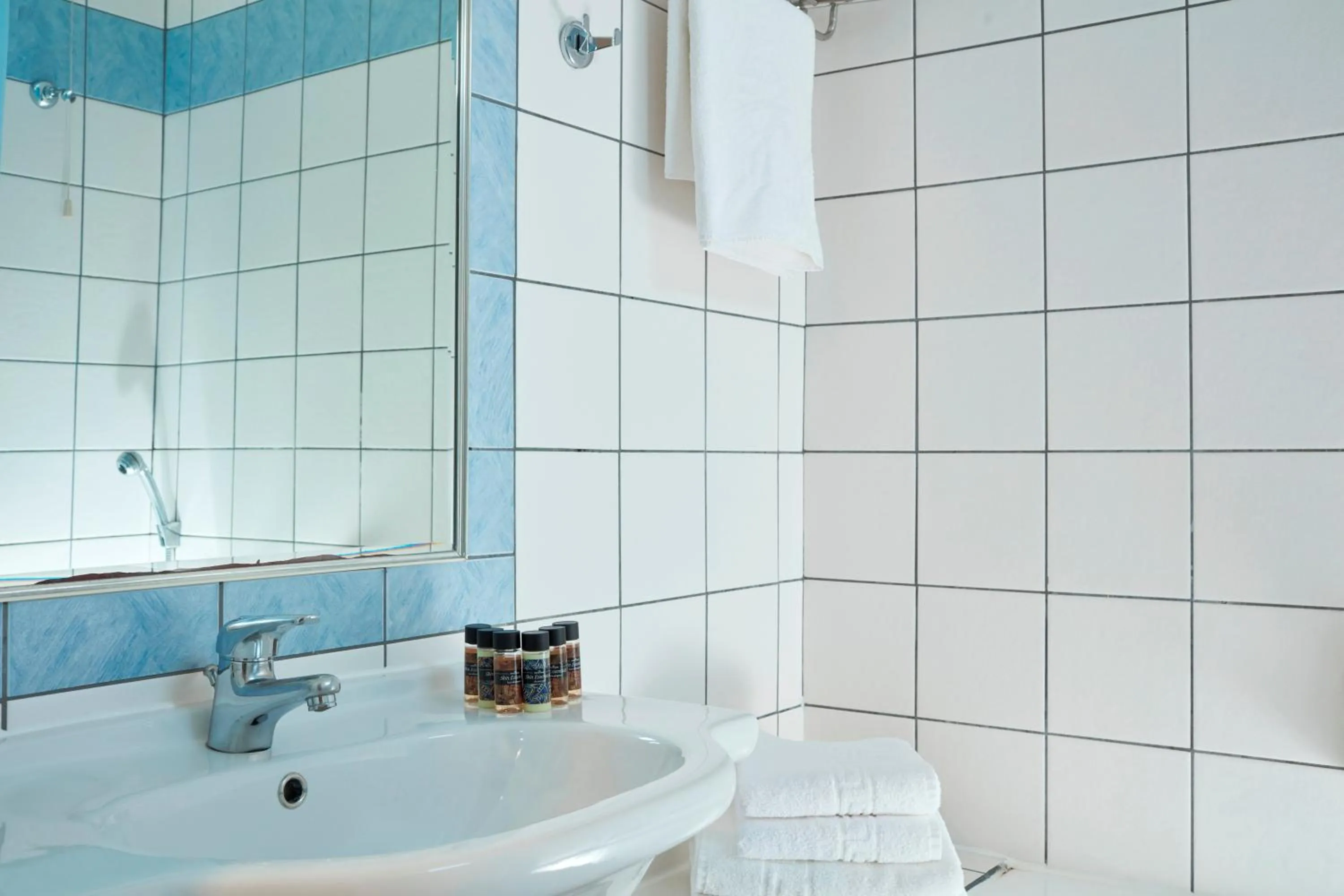 Comfort Room in Candia Hotel