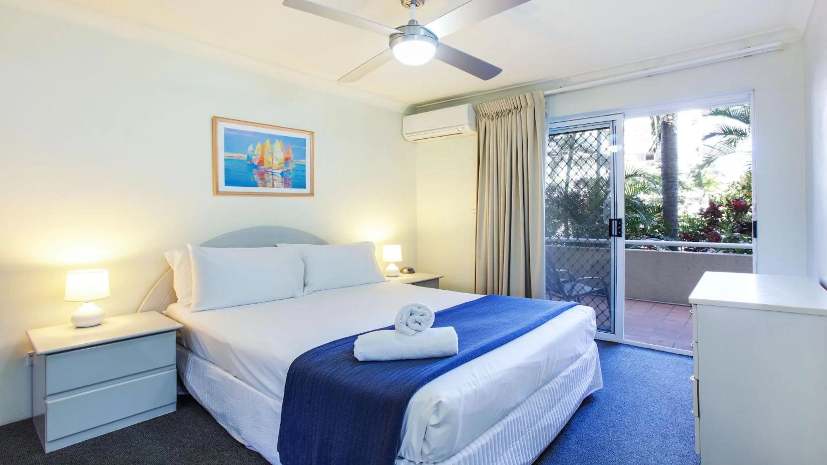 Bed in Mari Court Resort