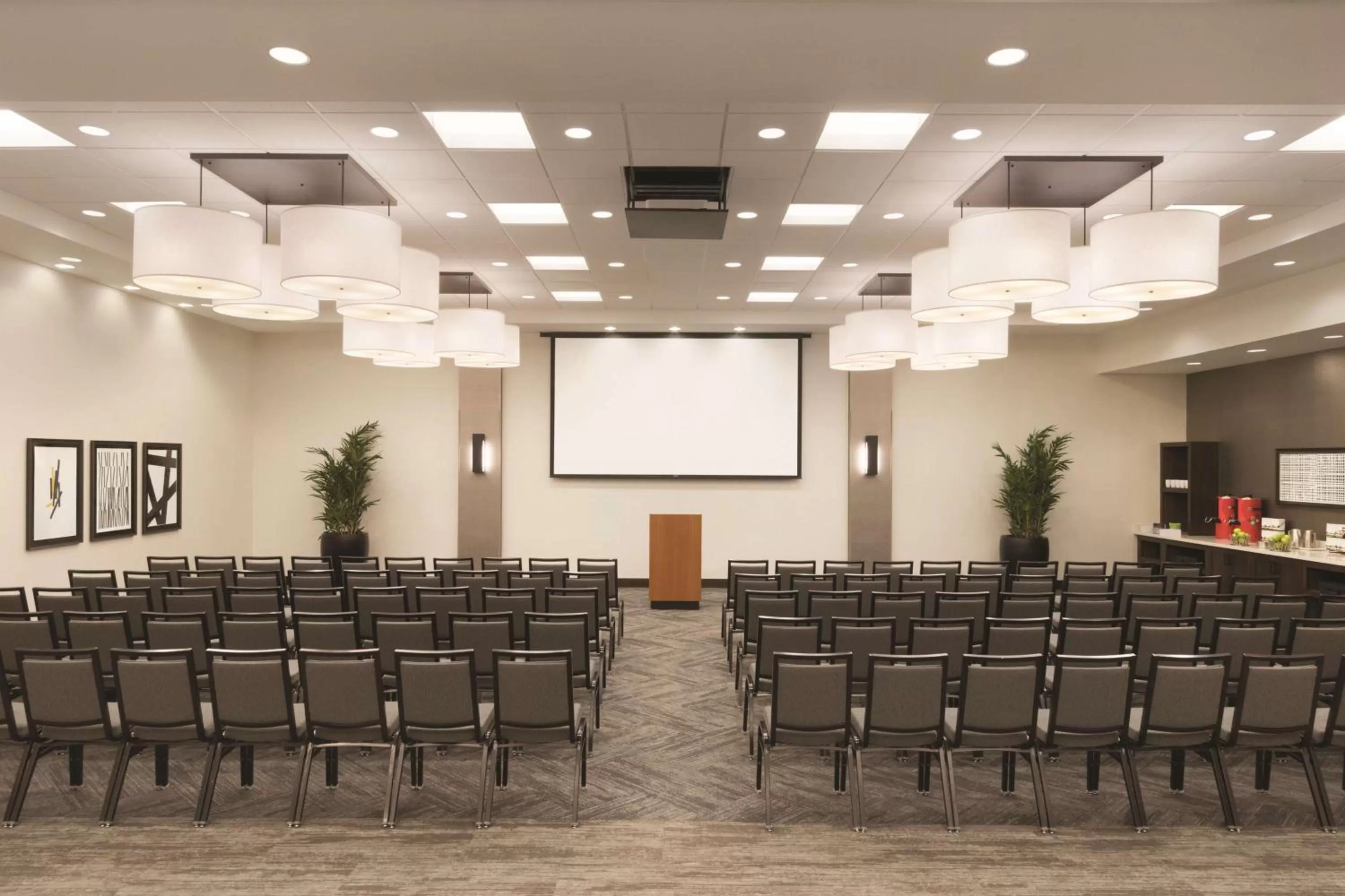 Business facilities in Hyatt Place Chicago O'Hare Airport