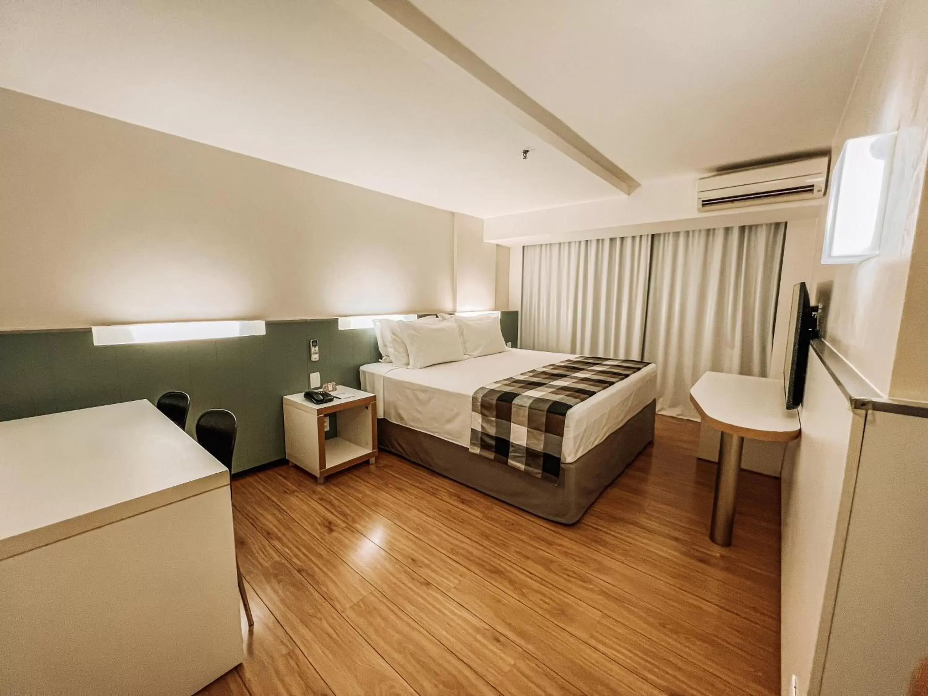 Bed in St Paul Plaza Hotel Bed in St Paul Plaza Hotel