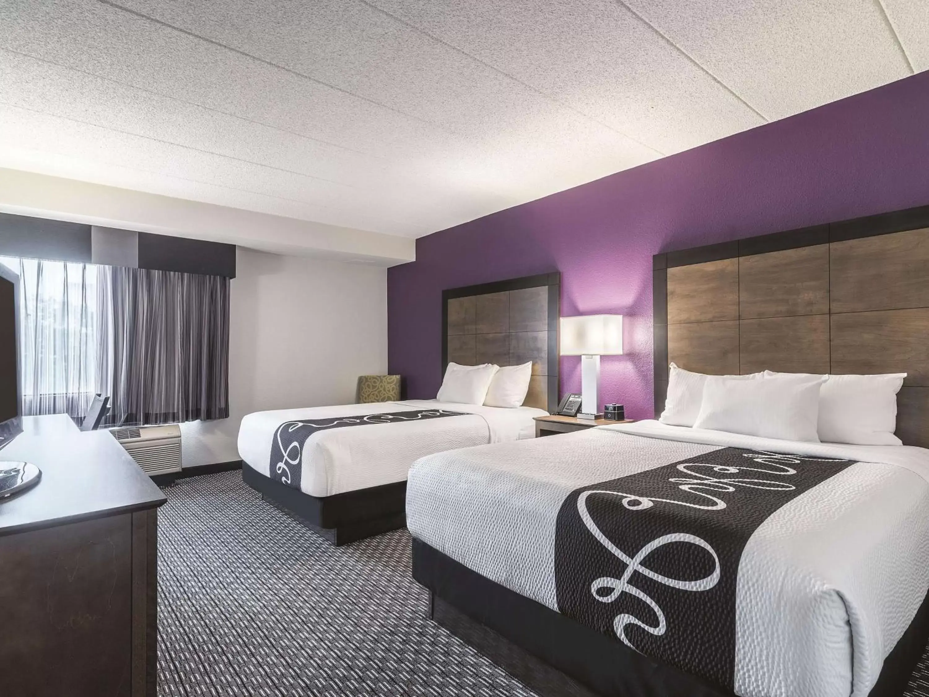 Photo of the whole room, Bed in La Quinta by Wyndham Salem NH Photo of the whole room, Bed in La Quinta by Wyndham Salem NH