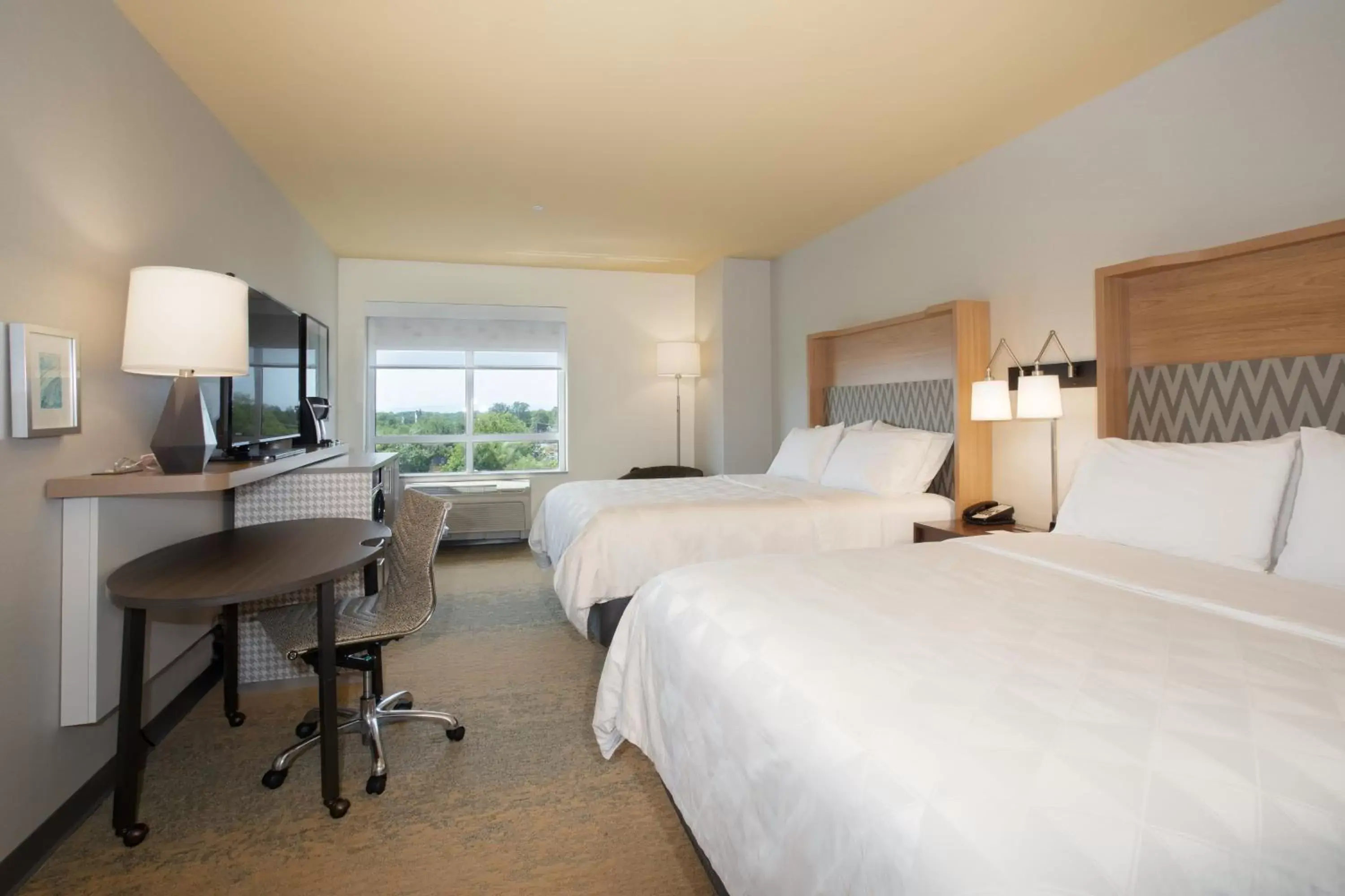 Photo of the whole room in Holiday Inn Winchester Southeast-Historic Gateway, an IHG Hotel