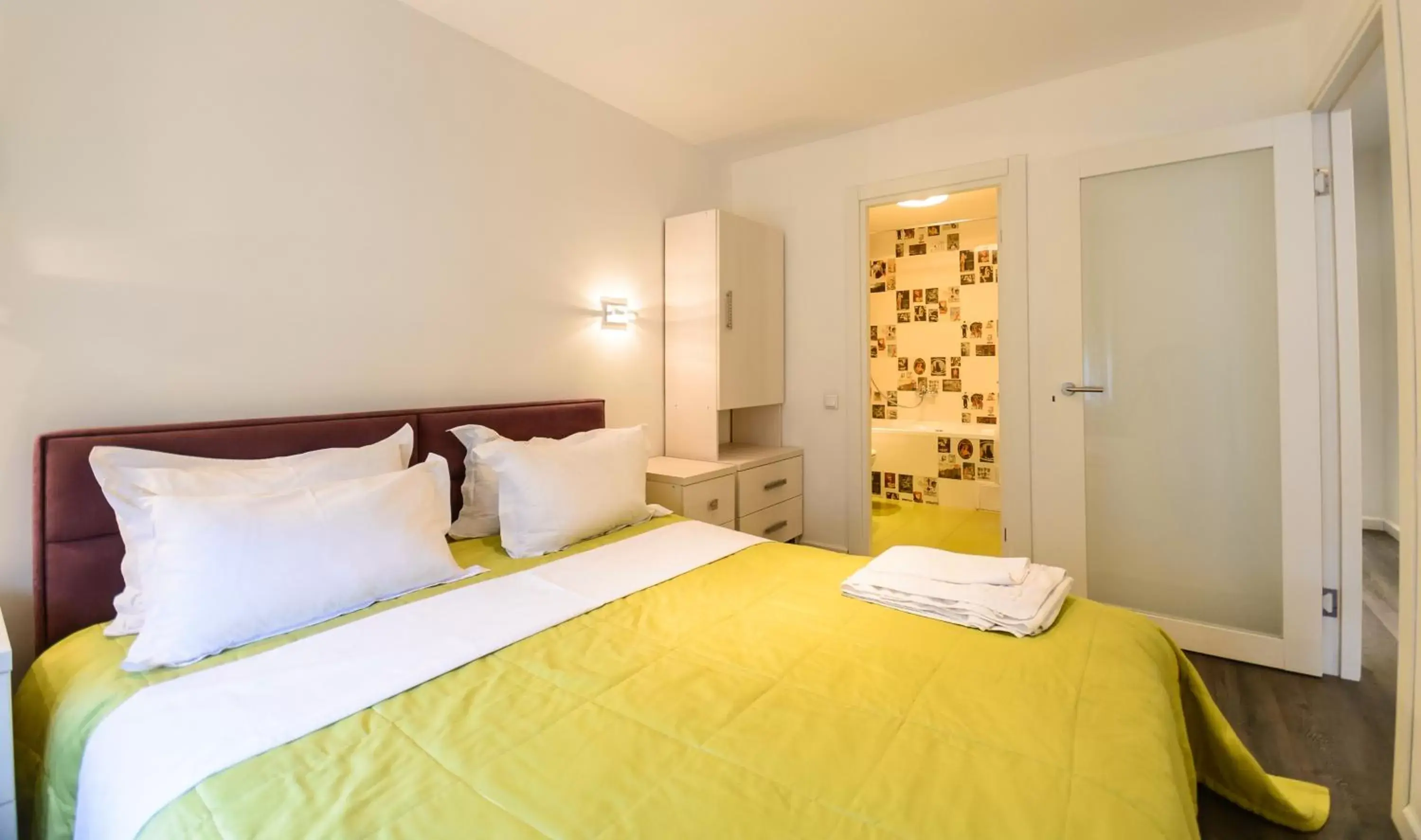 Cozy One-Bedroom Apartment with Balcony in Partner Guest House Cozy One-Bedroom Apartment with Balcony in Partner Guest House