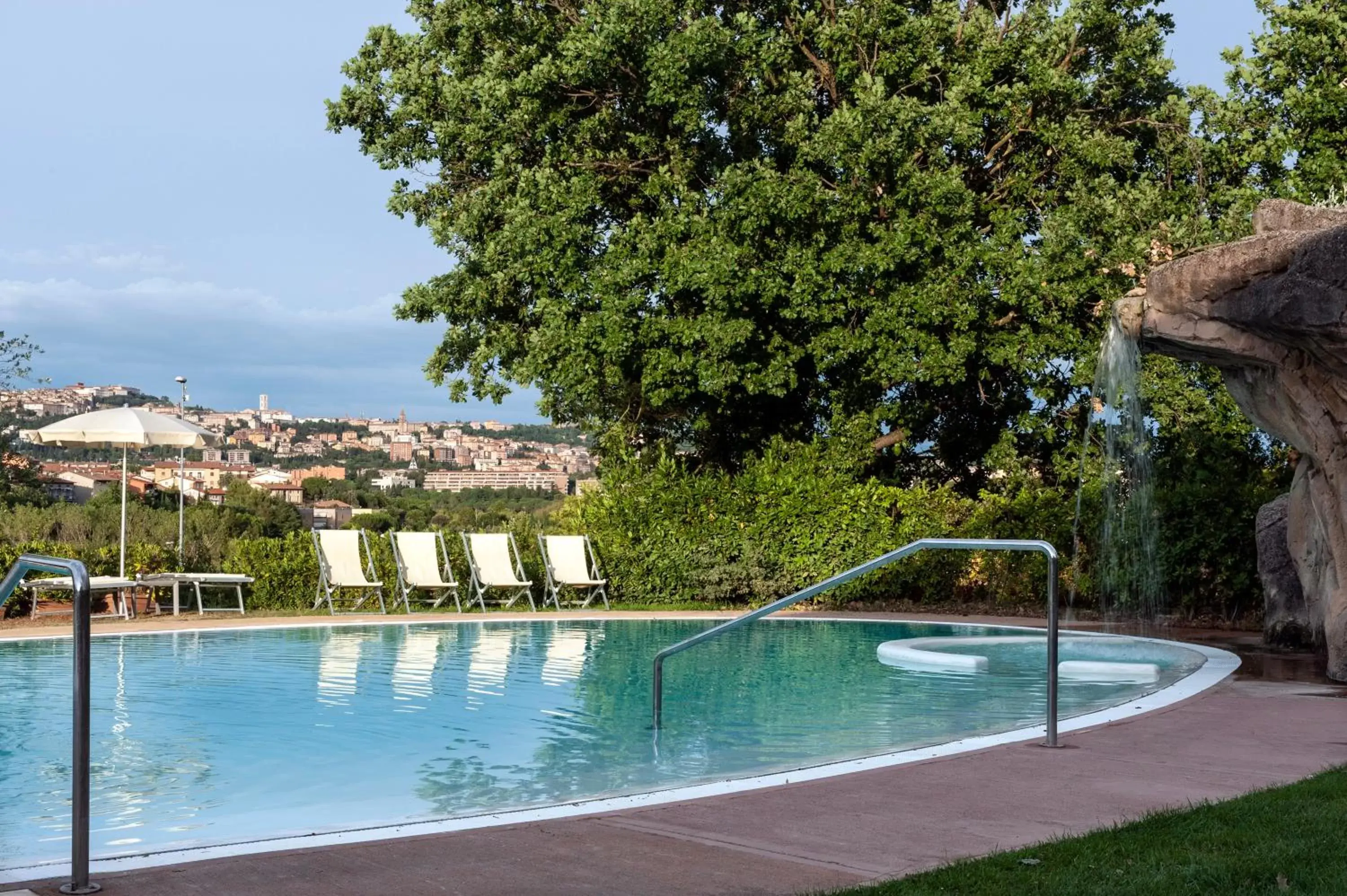 Swimming Pool in Hotel La Meridiana