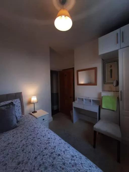 Photo of the whole room, Bed in Private rooms with breakfast in Bishop Auckland