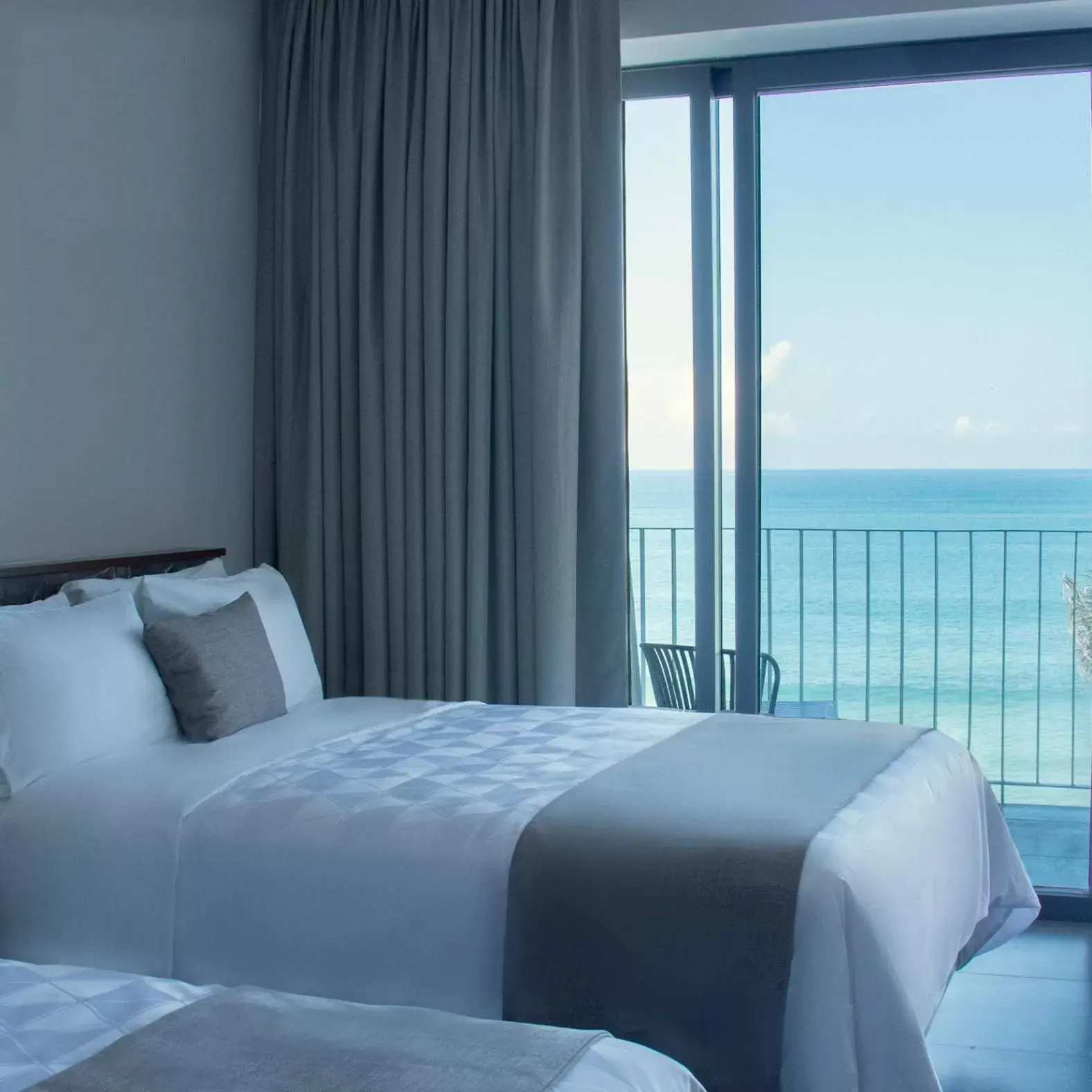 Photo of the whole room, Bed in Viaggio Resort Mazatlán