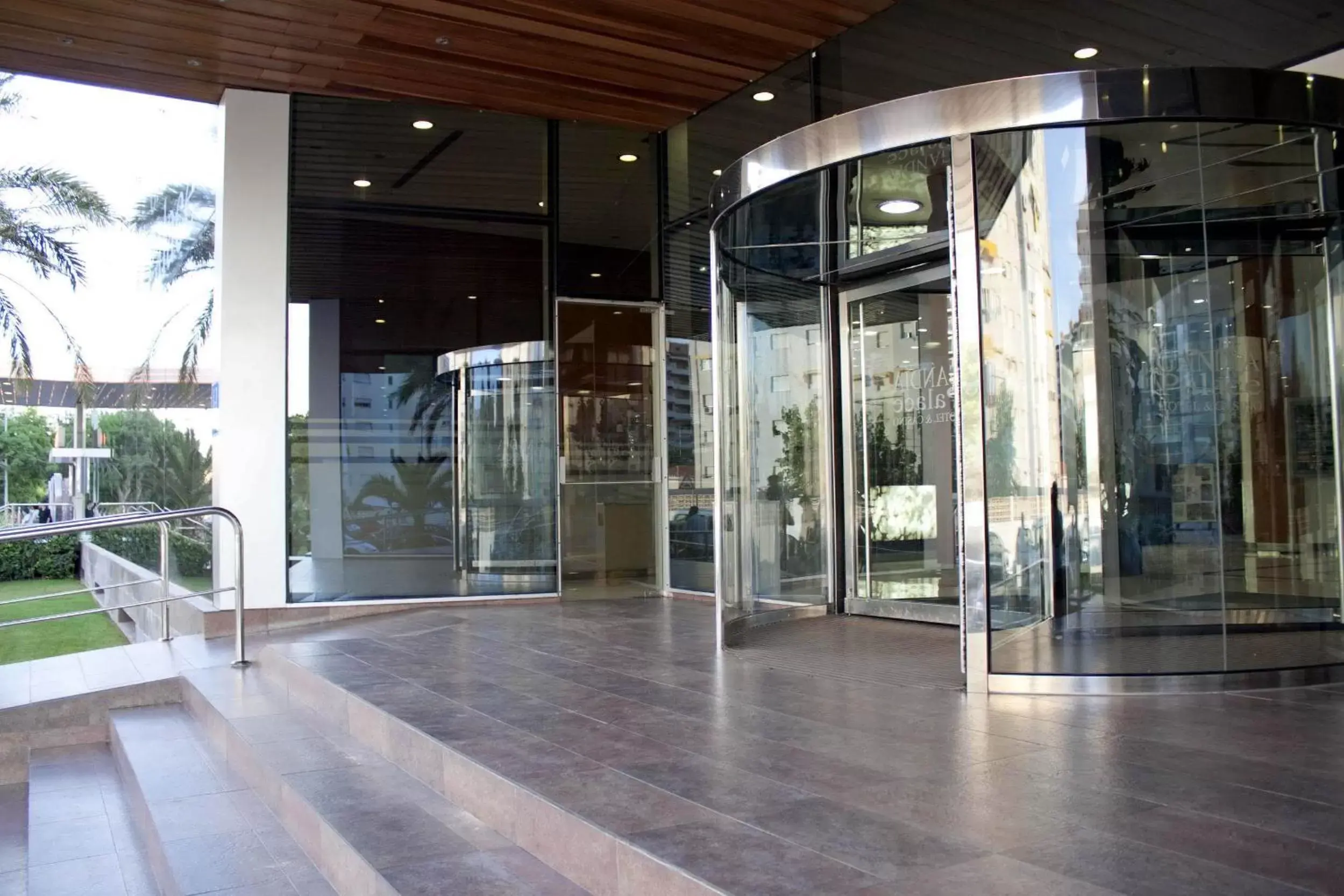 Facade/entrance in VS Gandía Palace Hotel **** Facade/entrance in VS Gandía Palace Hotel ****