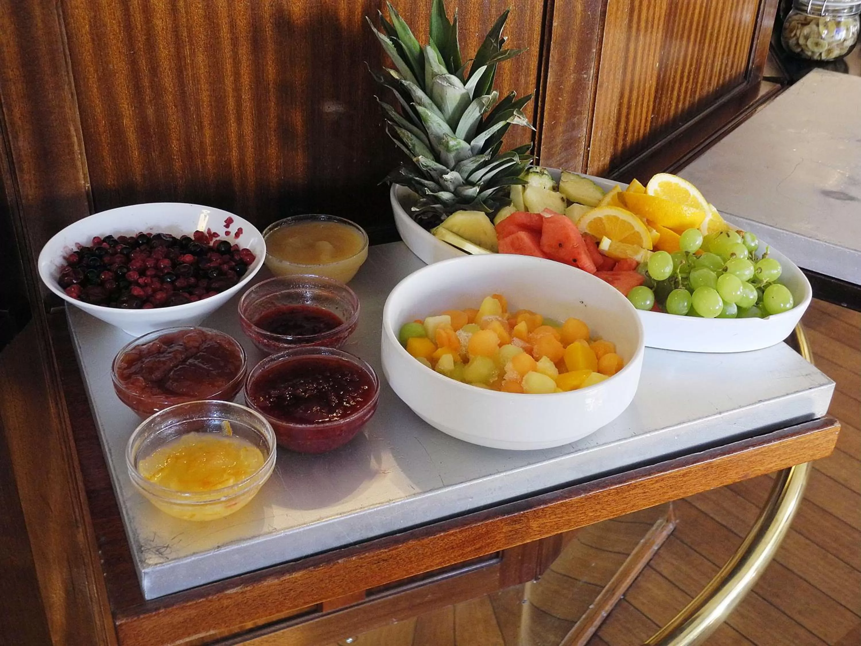 Buffet breakfast in Hotell City