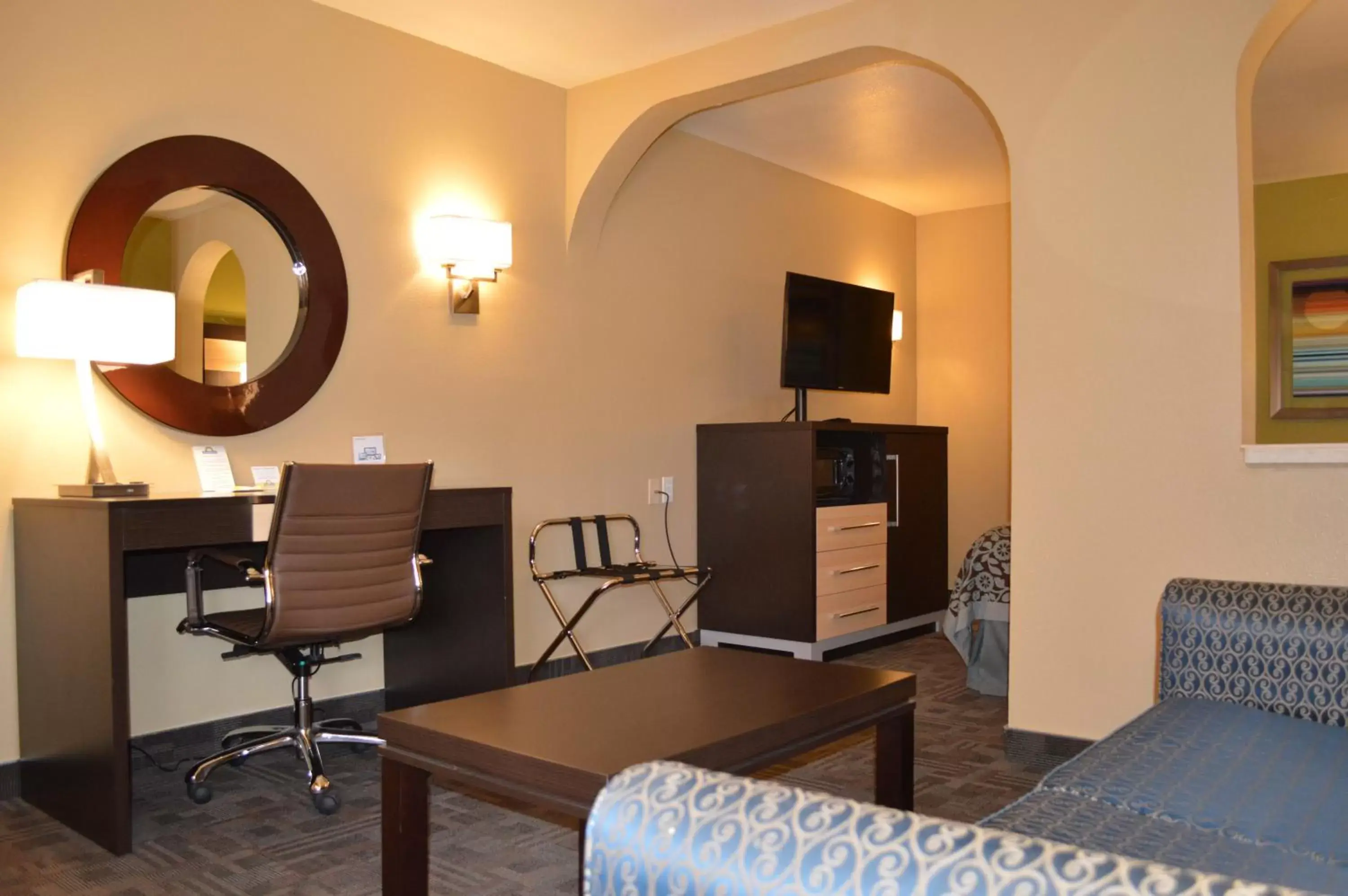 TV and multimedia, TV/Entertainment Center in Days Inn by Wyndham Carlsbad