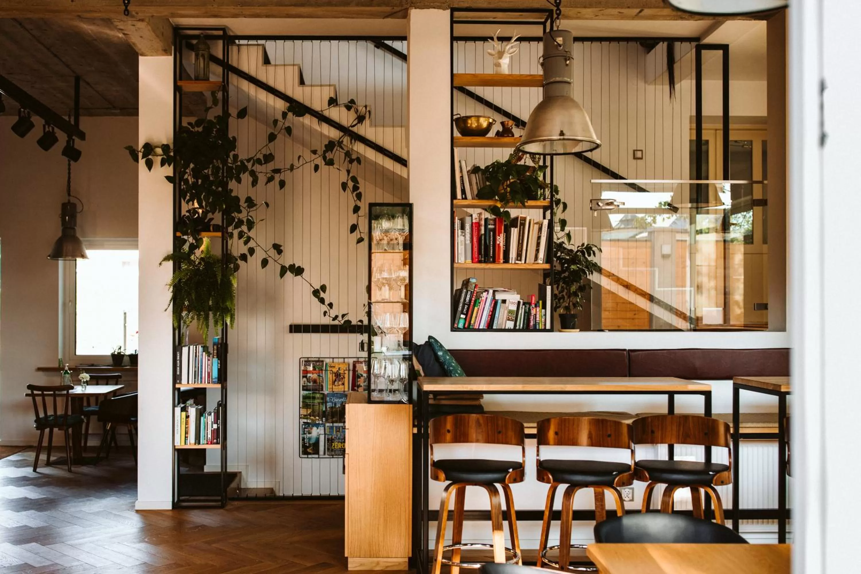 Property building in Salon Win Wine Bar & Apartments