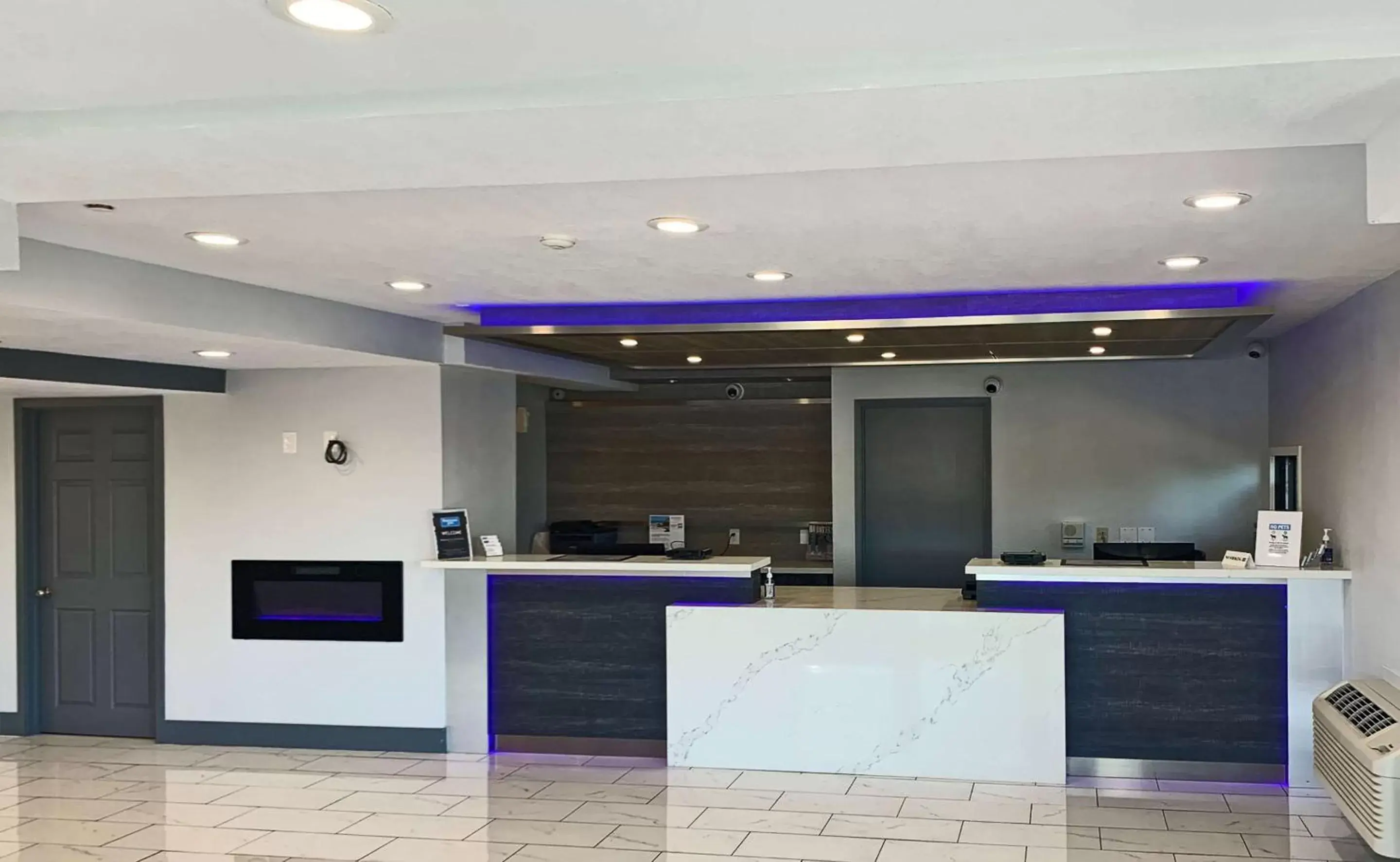 Lobby or reception, Lobby/Reception in Rodeway Inn Sacramento-University Area