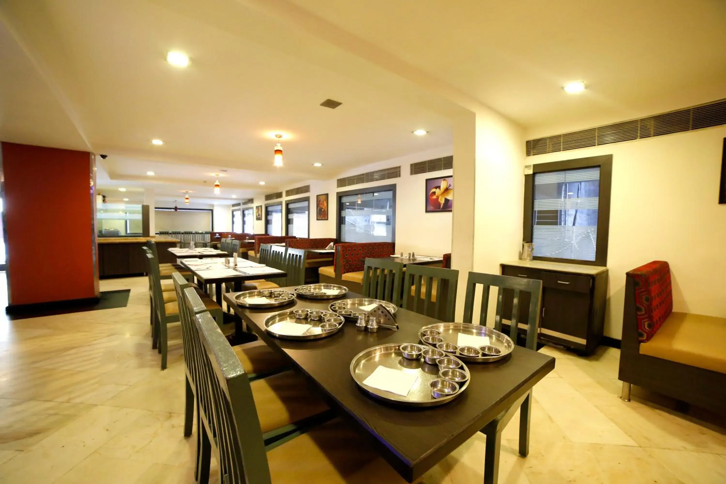 Restaurant/Places to Eat in Best Western Yuvraj