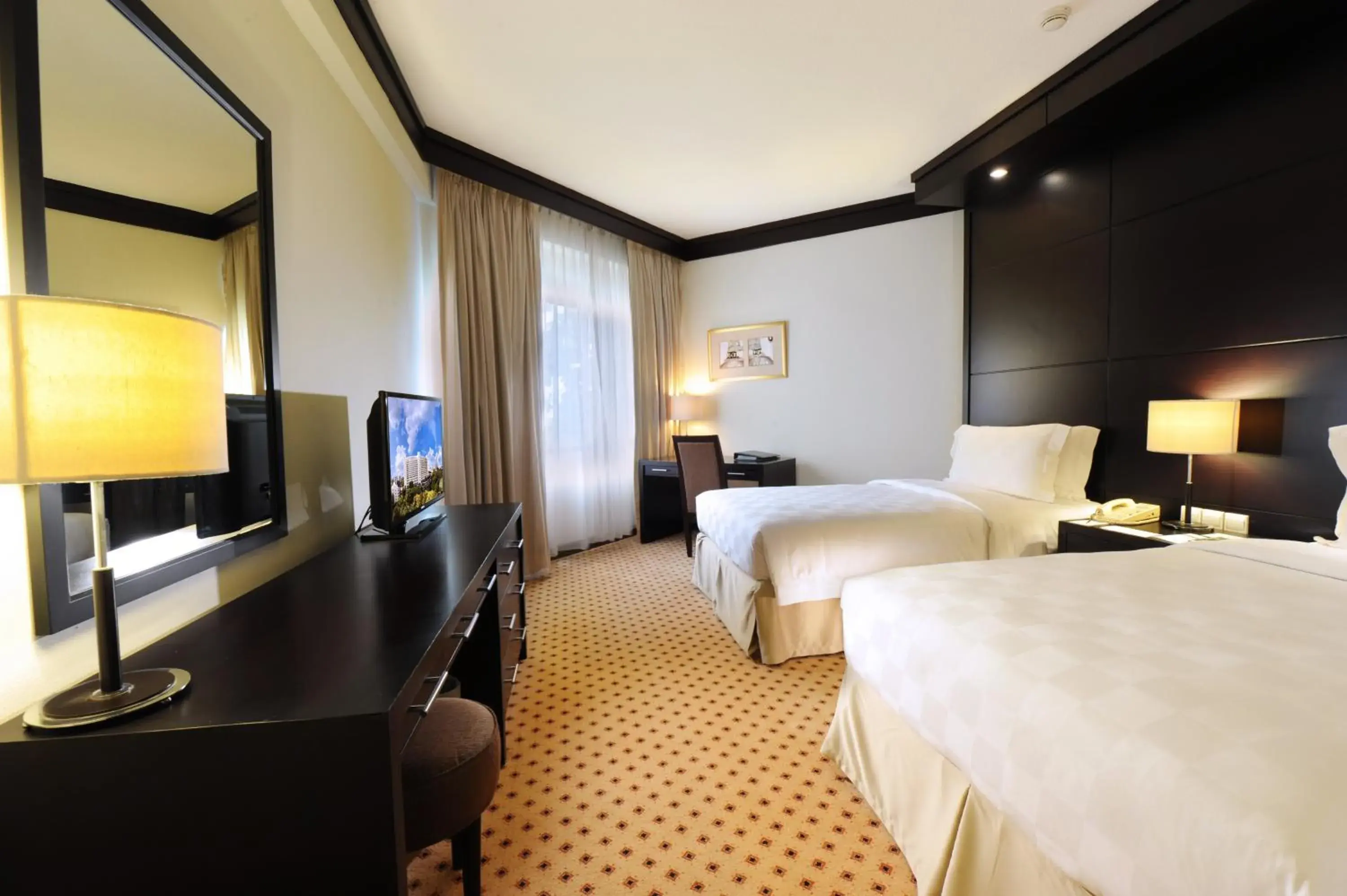 Family Room with Balcony - single occupancy in Hotel Borobudur Jakarta Family Room with Balcony - single occupancy in Hotel Borobudur Jakarta