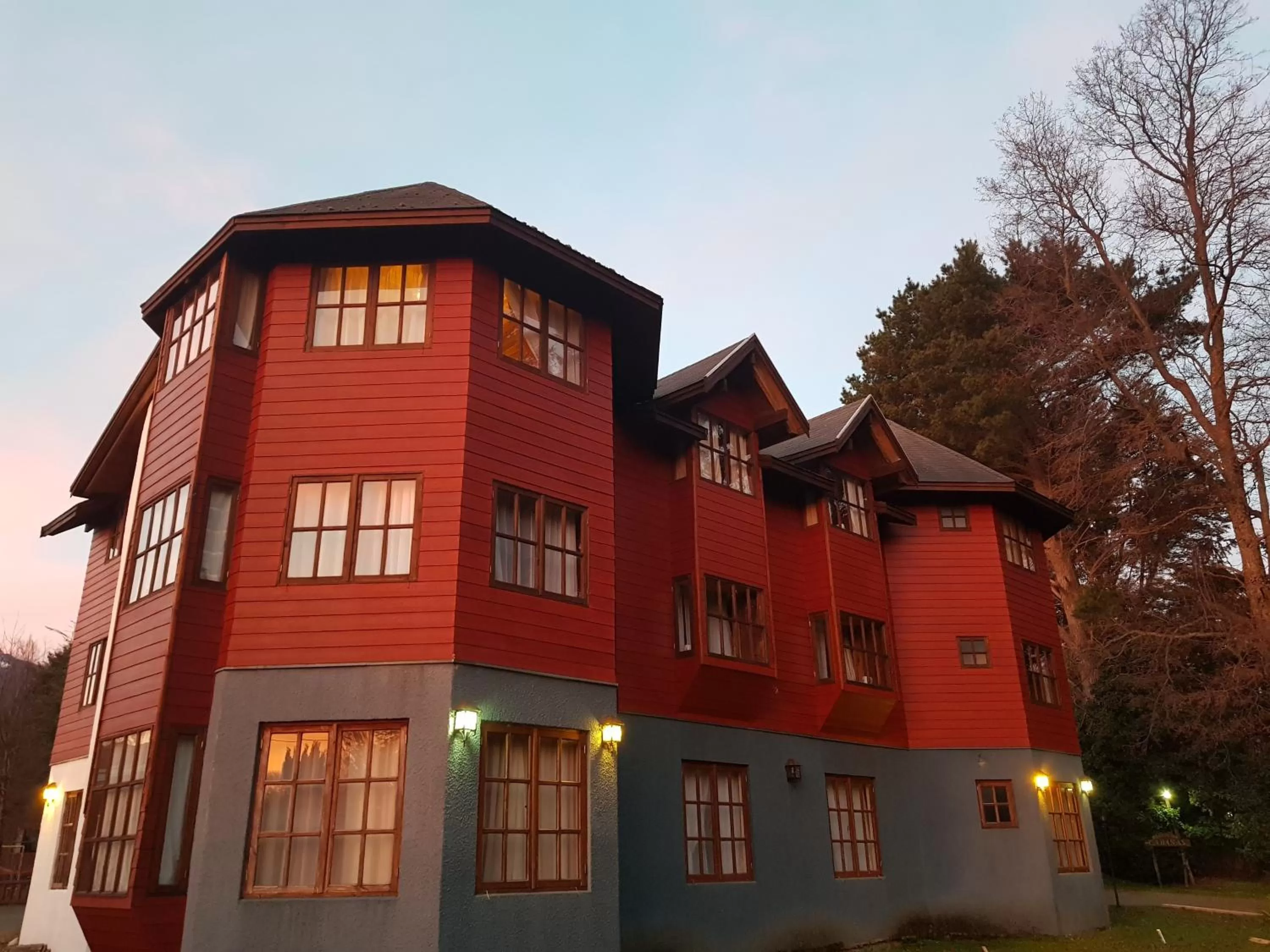 Property building in Santa Maria Pucon