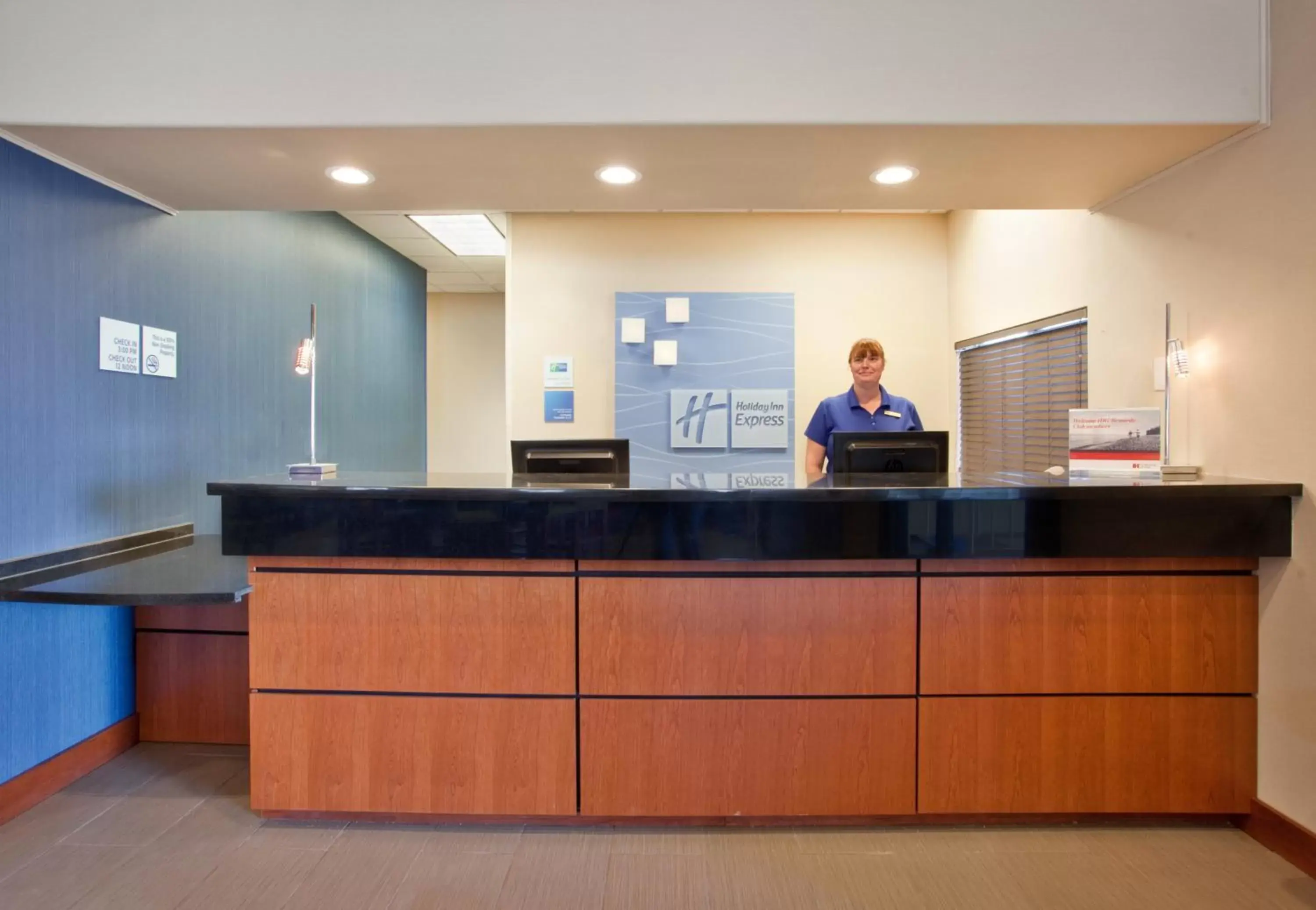 Property building, Lobby/Reception in Holiday Inn Express Hotel & Suites Beatrice