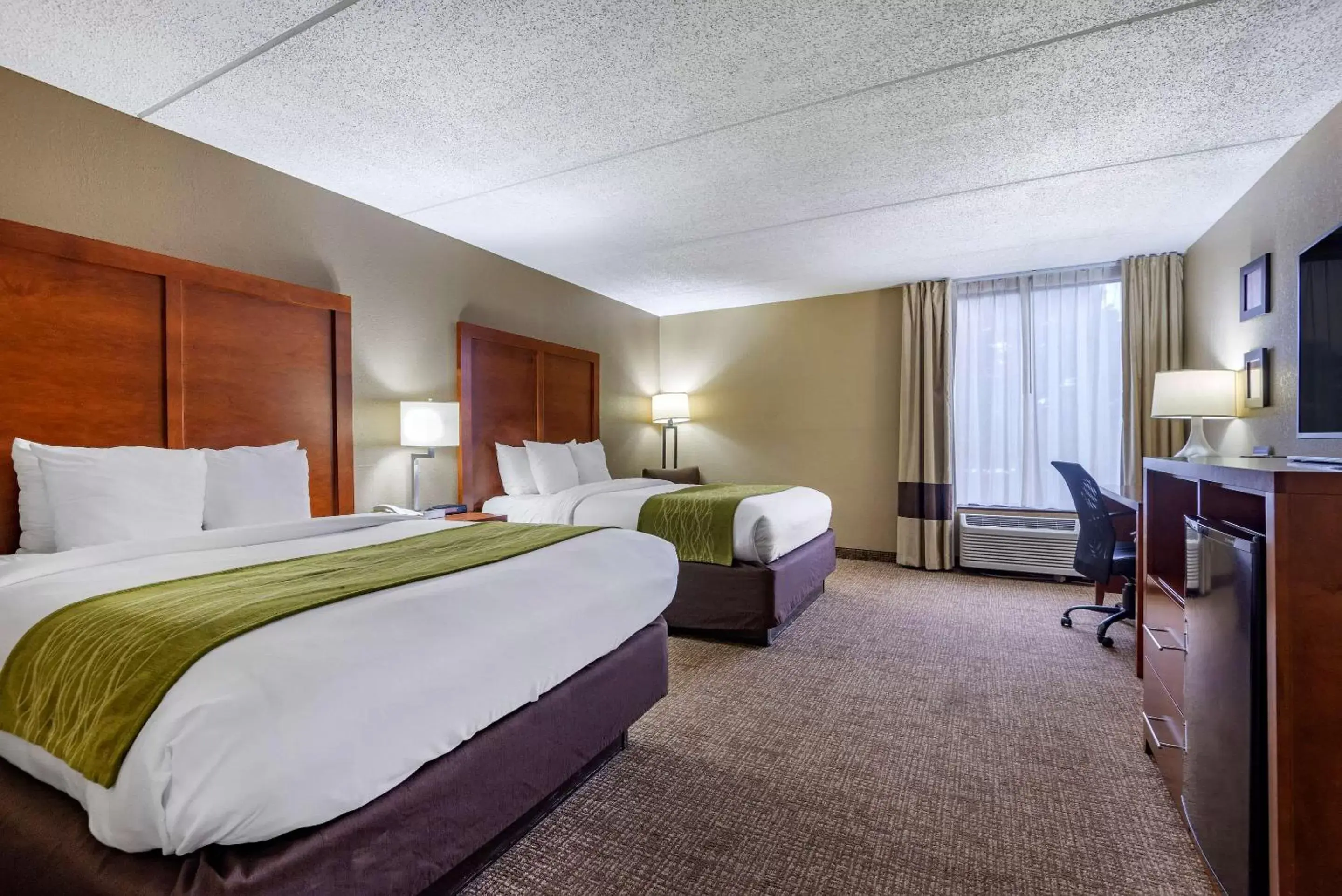 Photo of the whole room, Bed in Comfort Inn Matthews / Charlotte