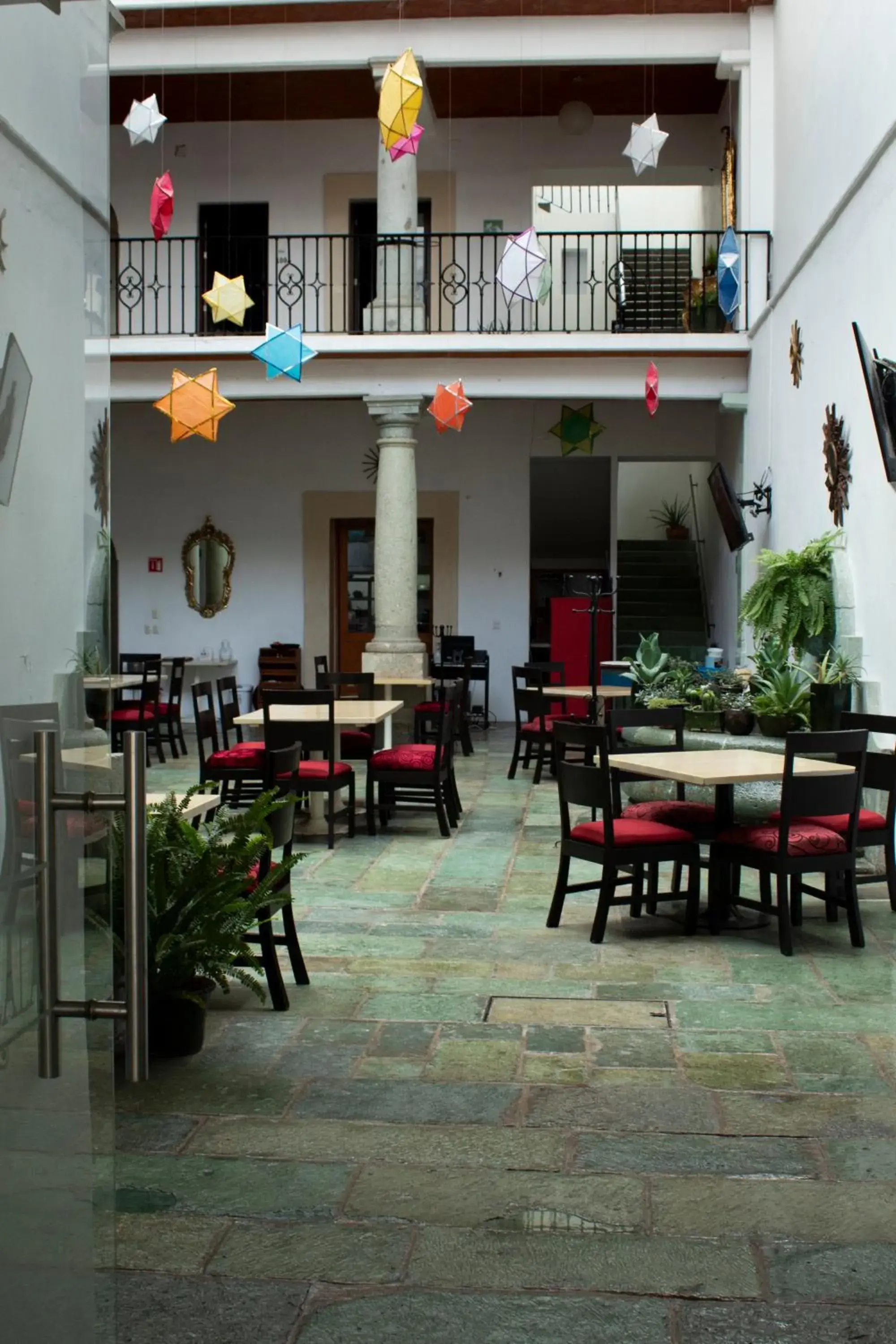 Restaurant/Places to Eat in La Catrina de Alcala