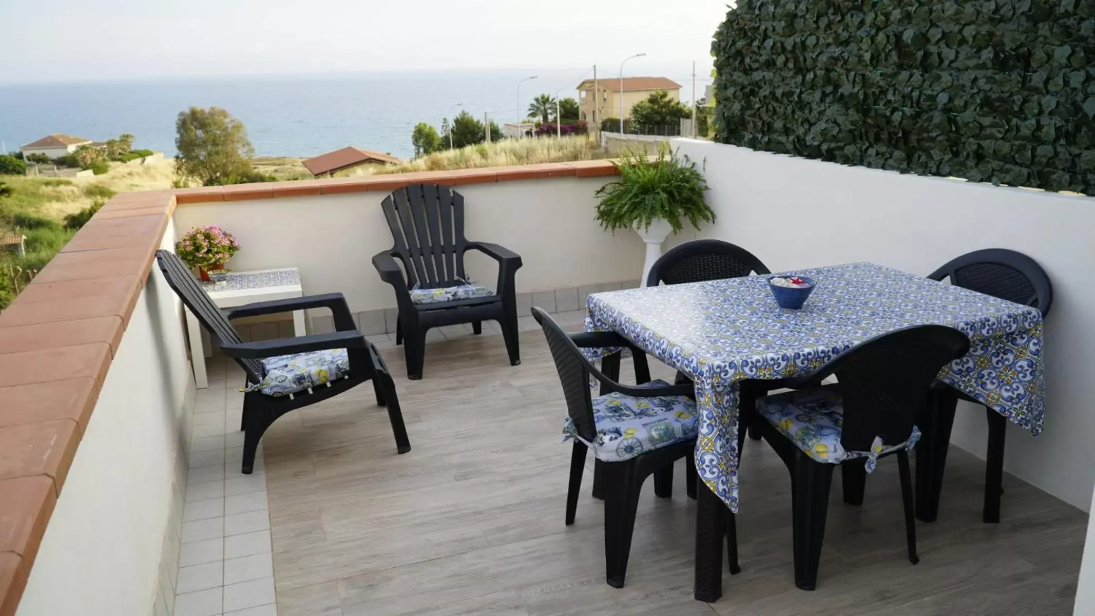 Patio, Balcony/Terrace in Deep Sea Residence