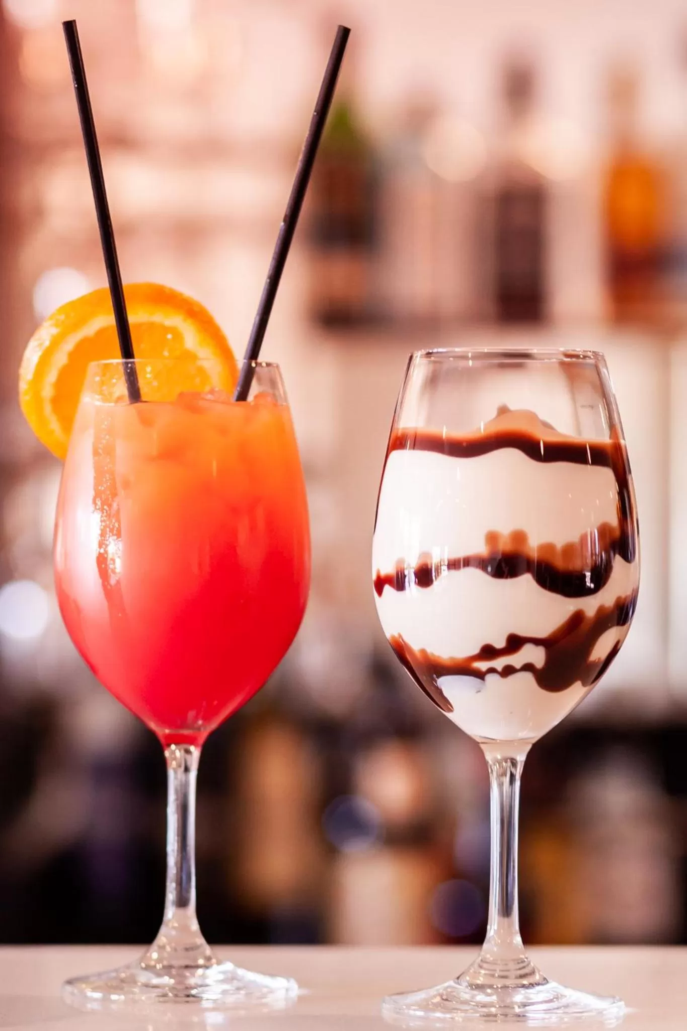 Lounge or bar in Best Western Plus Buckingham International