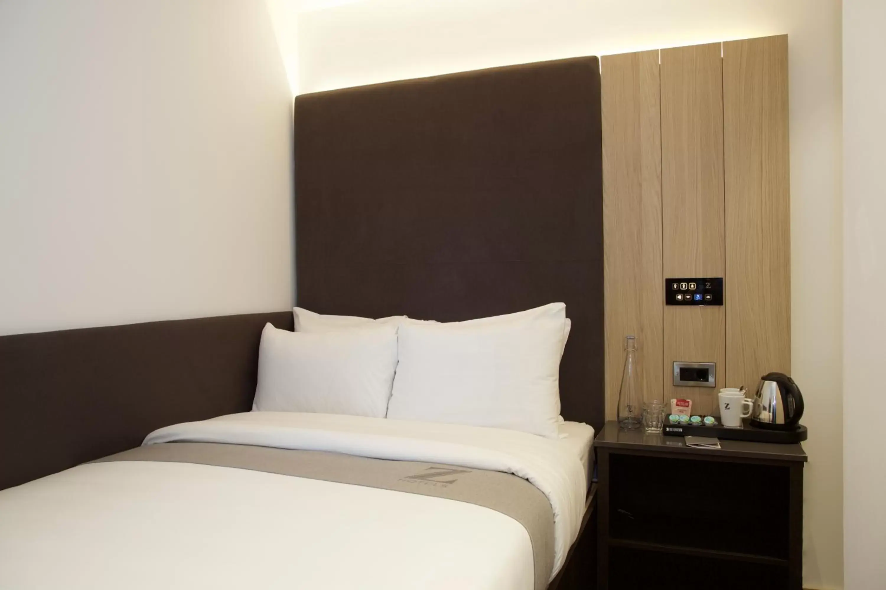 Bedroom, Bed in The Z Hotel City