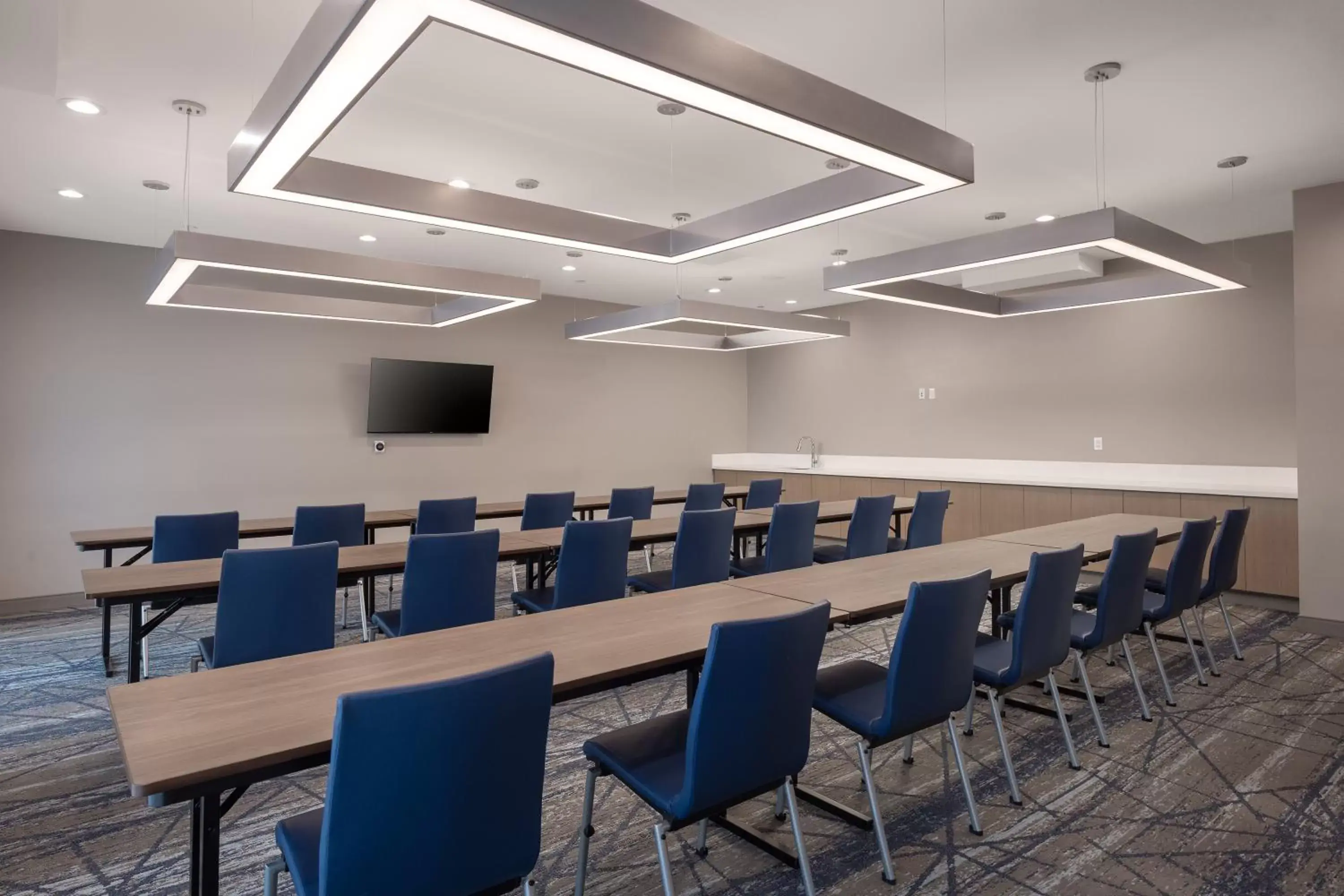 Meeting/conference room in Holiday Inn Express & Suites - Hawaiian Gardens, an IHG Hotel