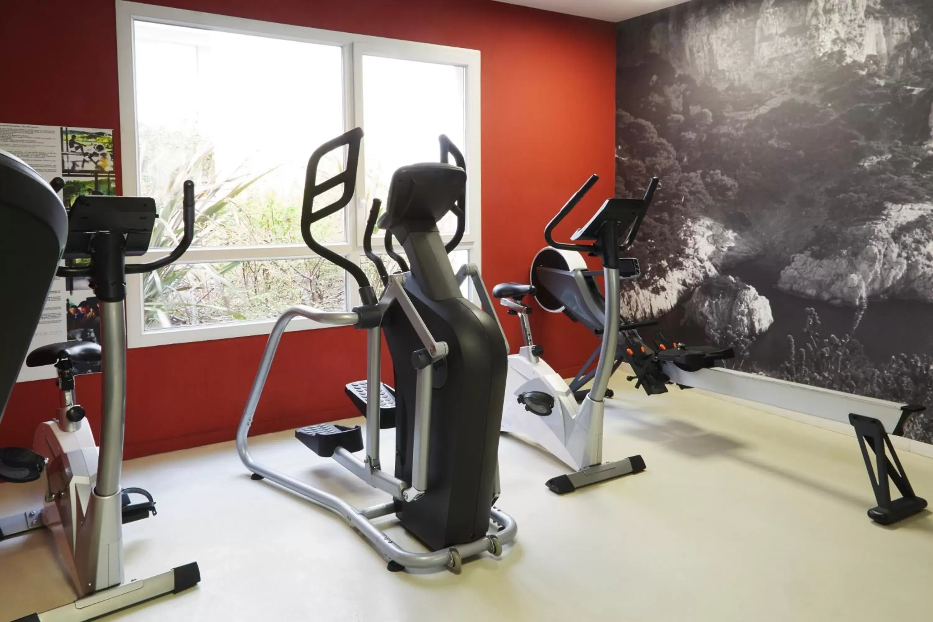 Fitness centre/facilities, Fitness Center/Facilities in Aparthotel Adagio Marseille Timone