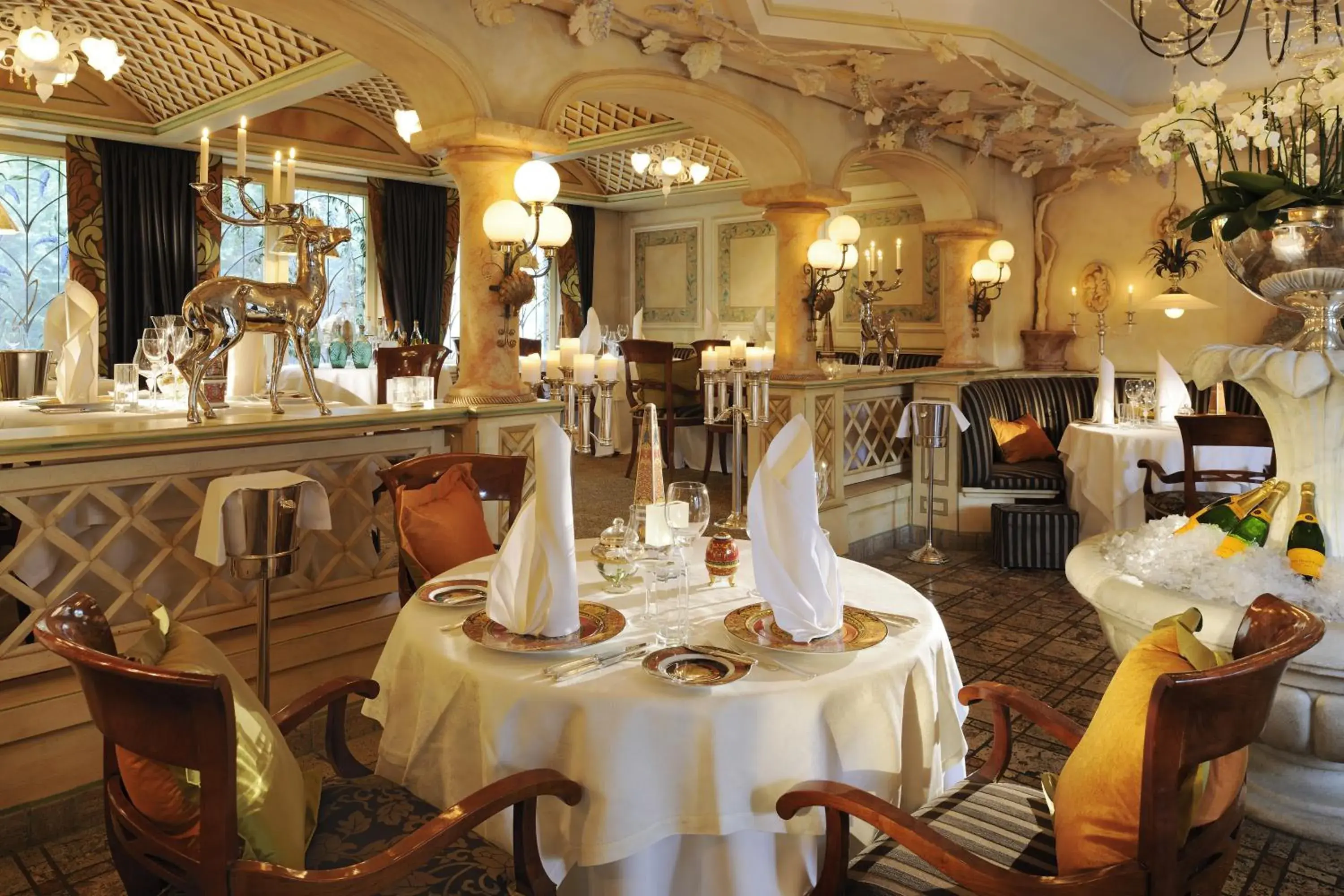 Restaurant/Places to Eat in Relais & Châteaux Jagdhof Glashütte