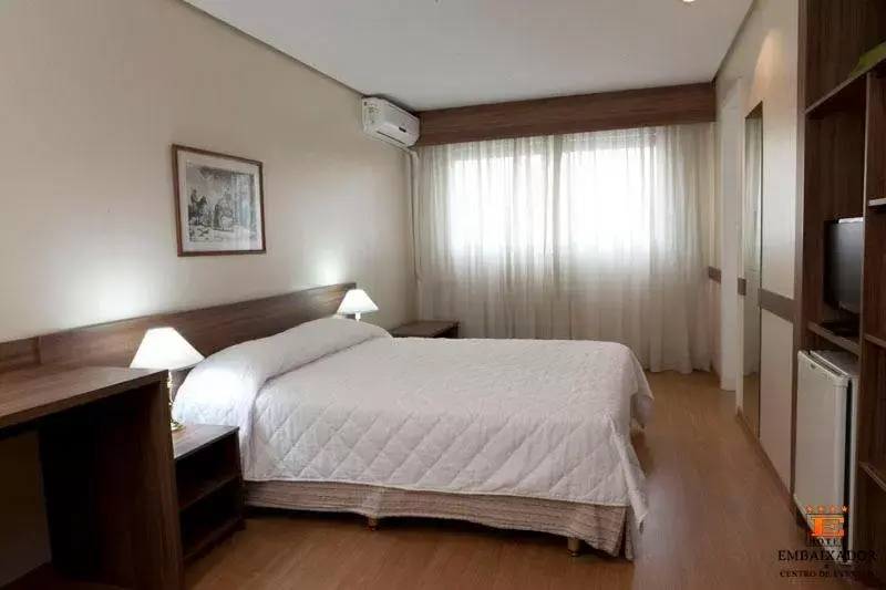 Bed in Embaixador Hotel & Centro de Eventos by Fast10 Bed in Embaixador Hotel & Centro de Eventos by Fast10