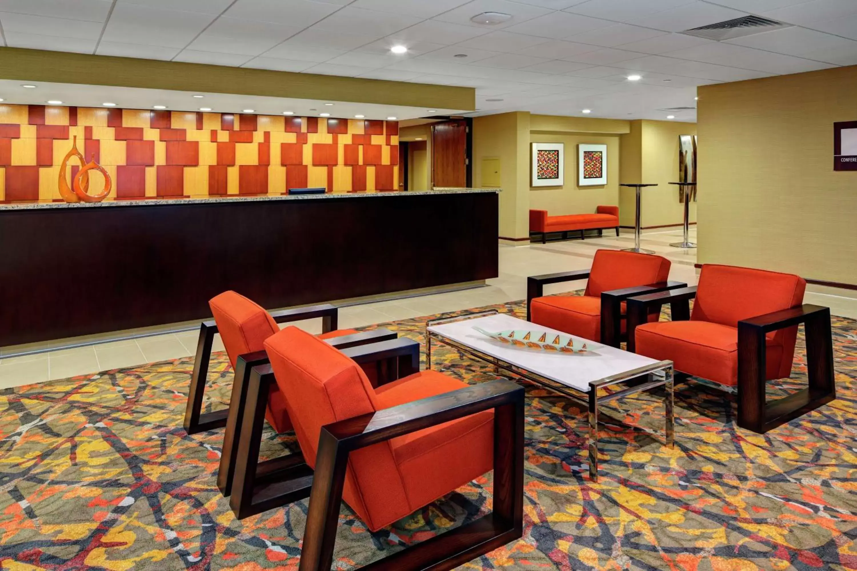 Lobby or reception in DoubleTree by Hilton Hotel St. Louis - Chesterfield