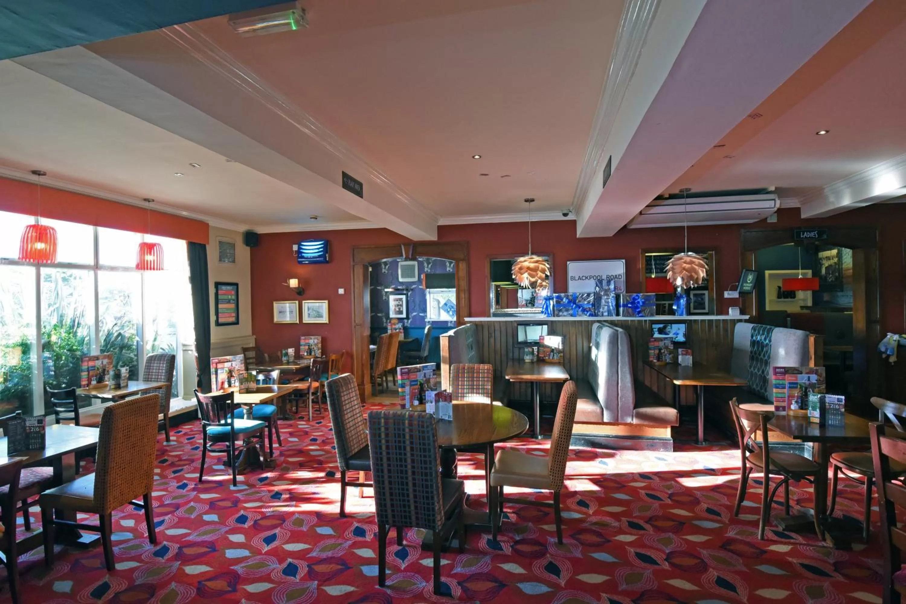 Restaurant/places to eat in Lea Gate by Greene King Inns