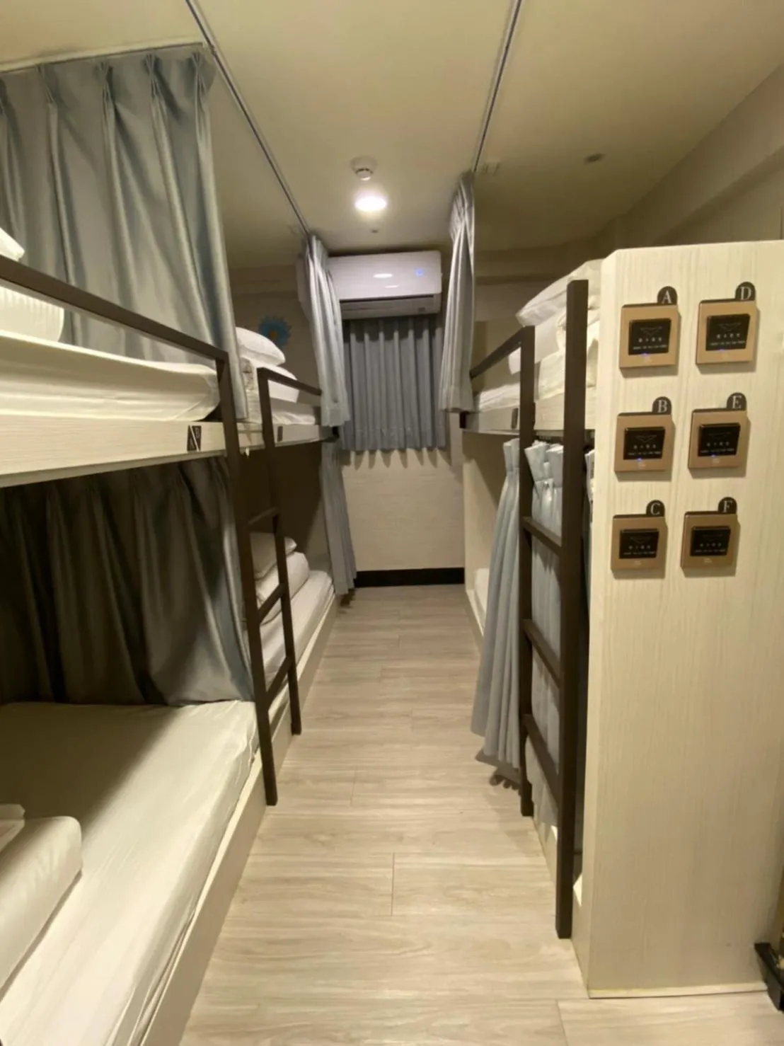 Photo of the whole room, Bed in Hotel Fun - Linsen