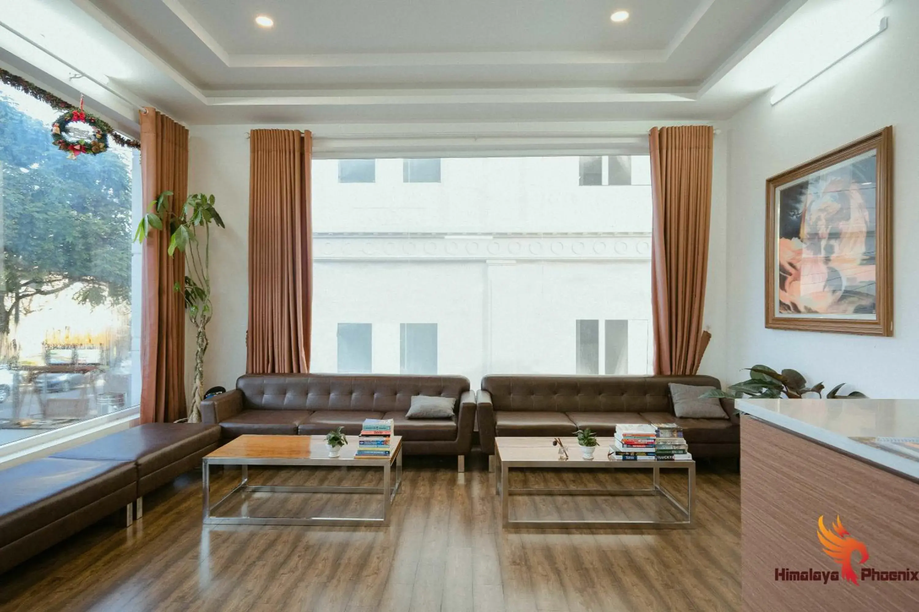 Living room, Seating Area in Himalaya Phoenix Hotel