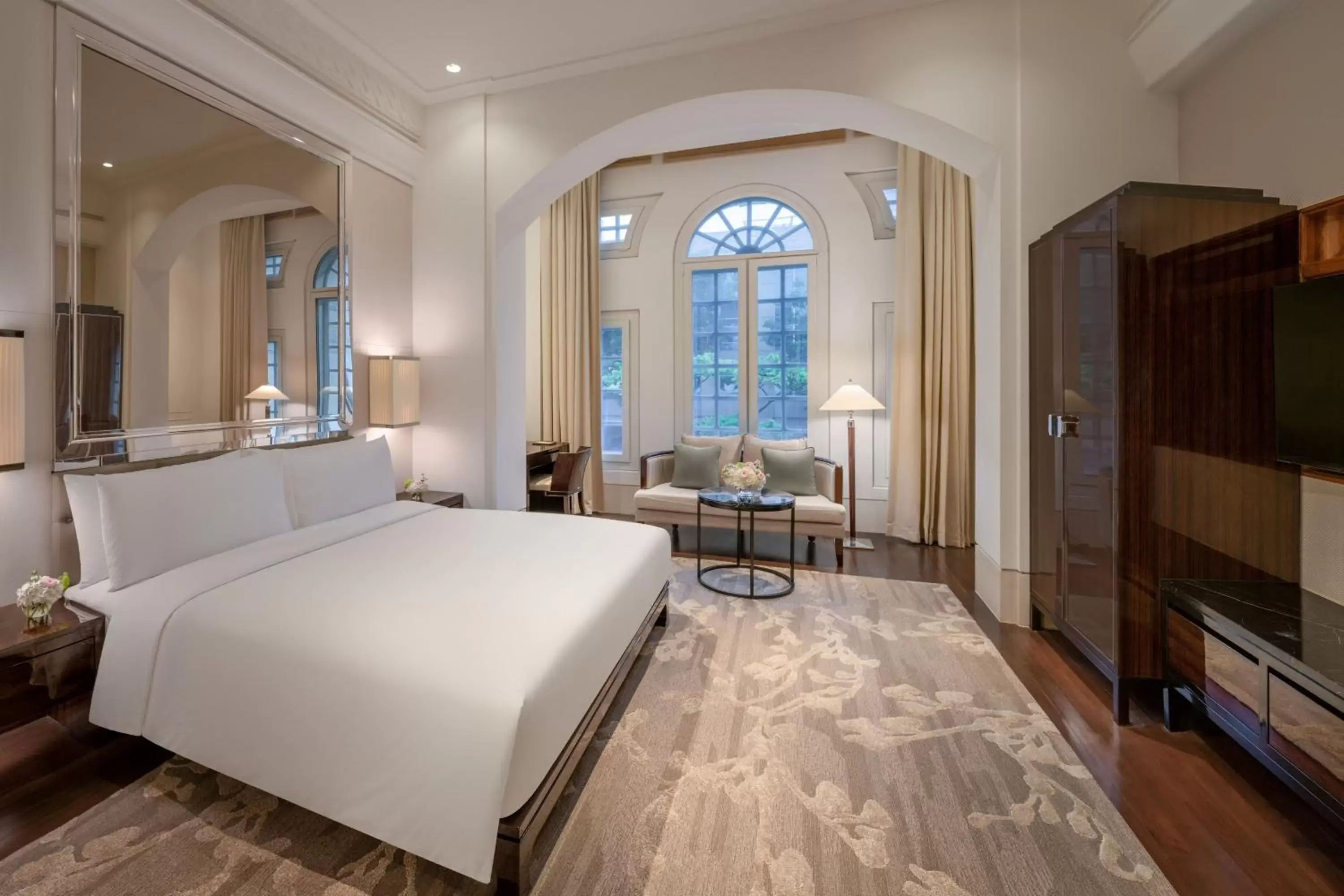 Bedroom in The Capitol Kempinski Hotel Singapore