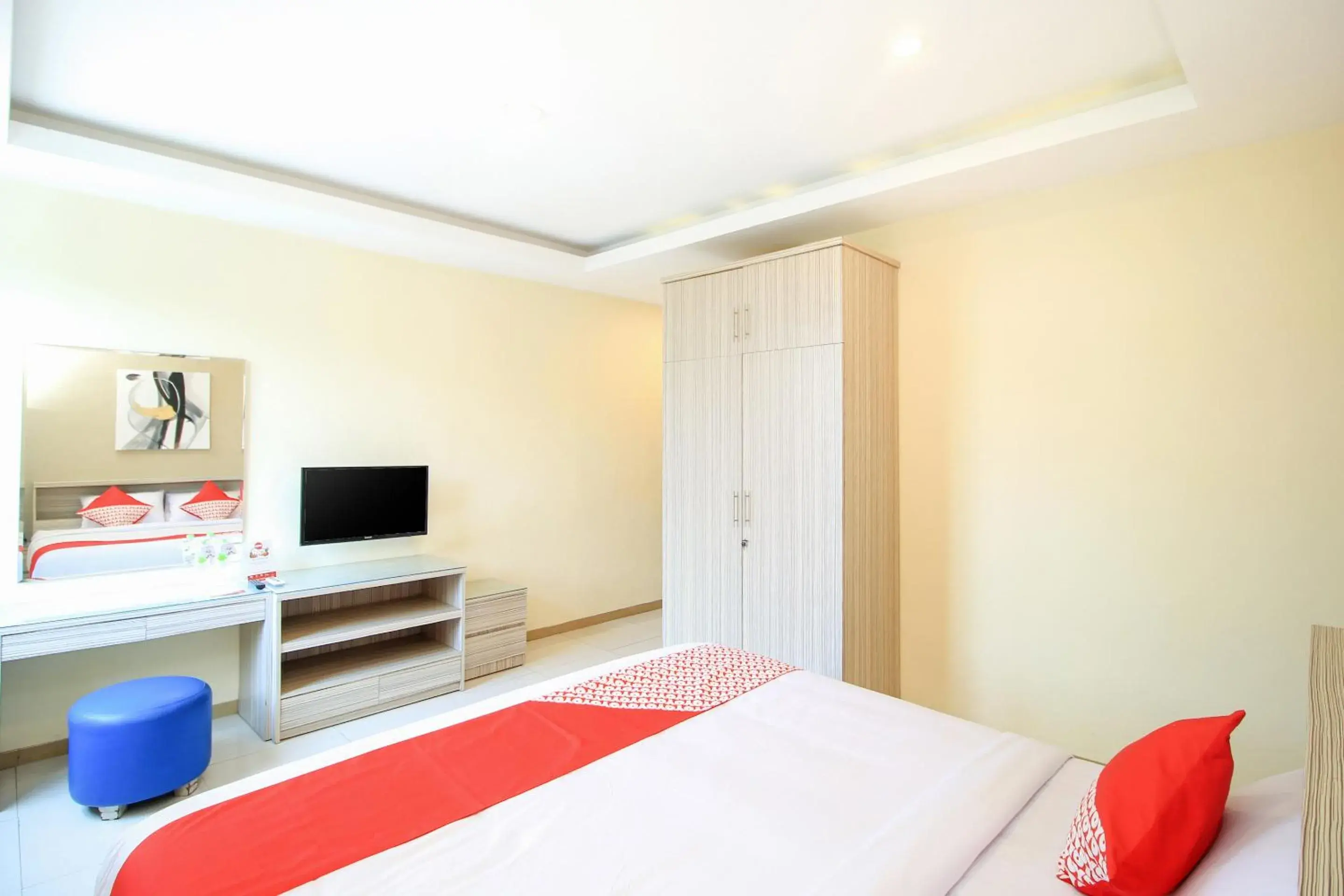 Bedroom, Bed in OYO 175 K-60 Residence