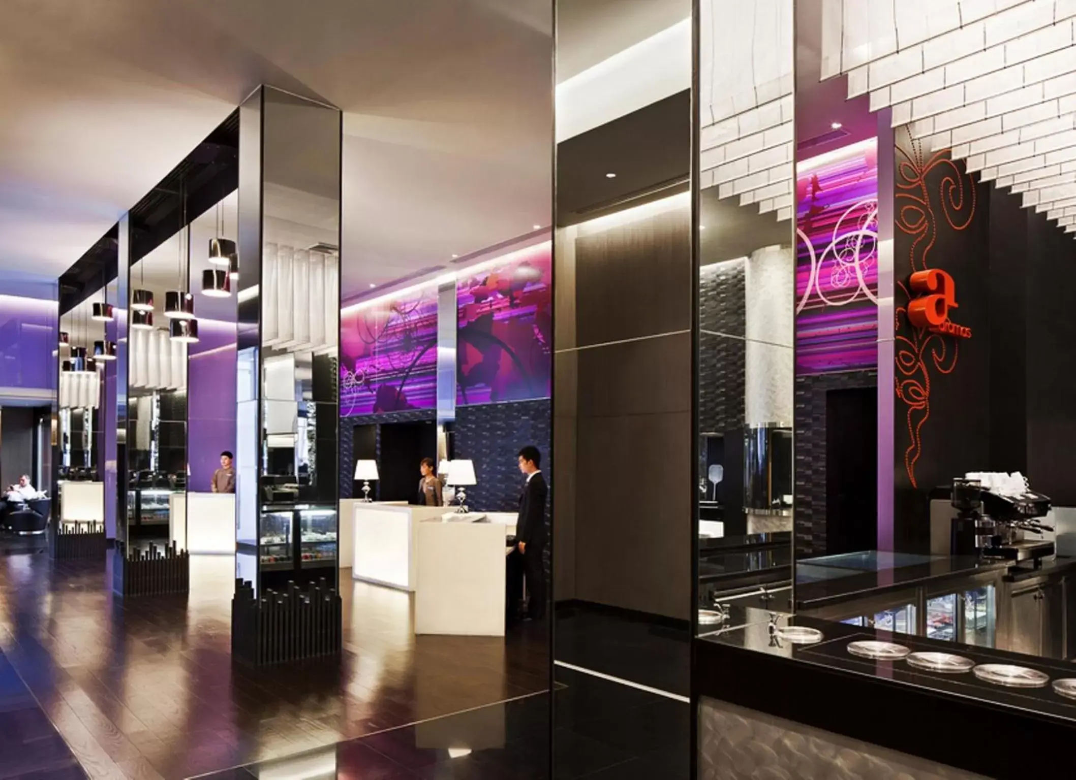 Lobby or reception, Lobby/Reception in Radisson Suites Bangkok Sukhumvit - SHA Extra Plus