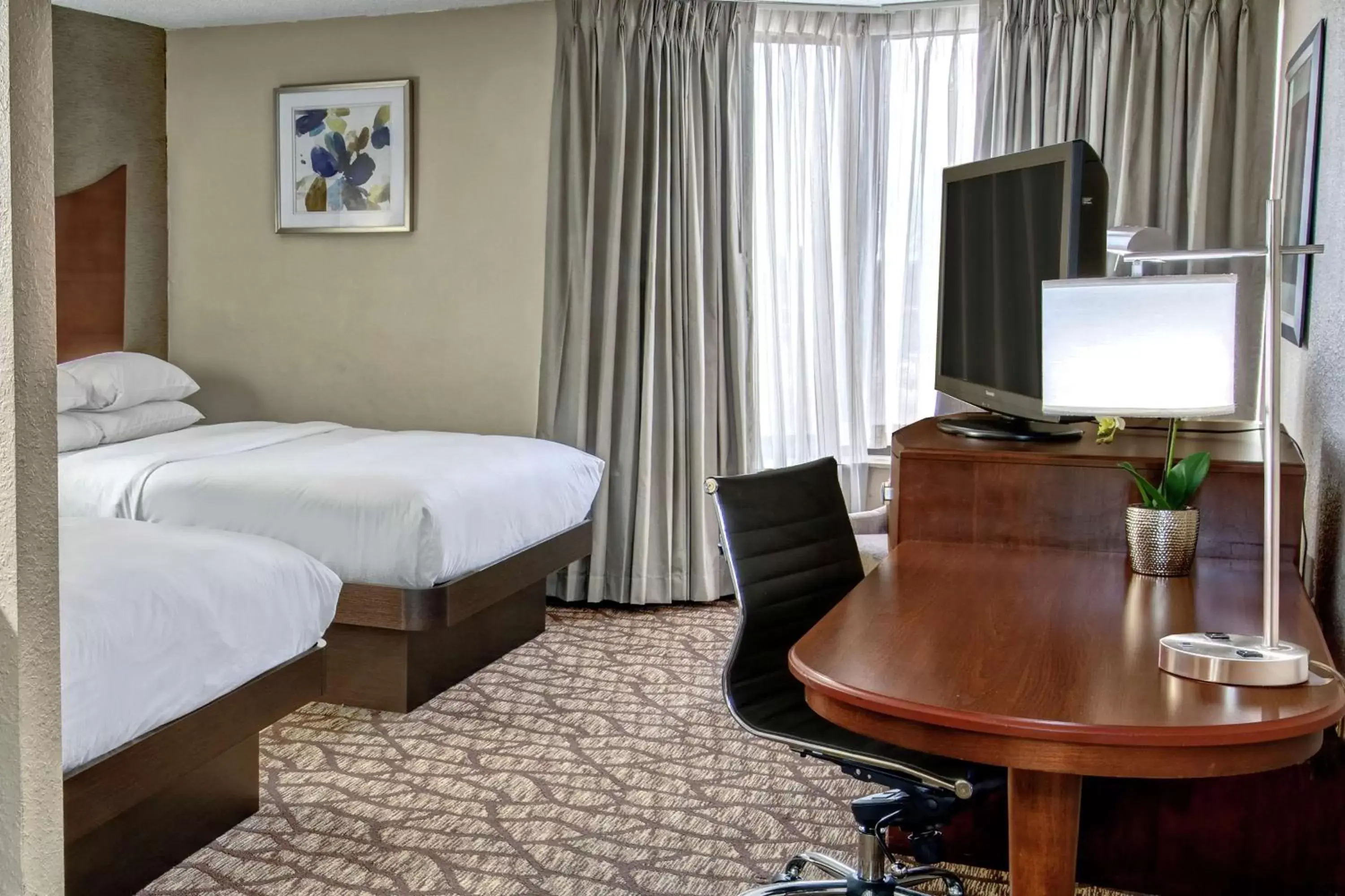 Bed in DoubleTree by Hilton Murfreesboro Bed in DoubleTree by Hilton Murfreesboro