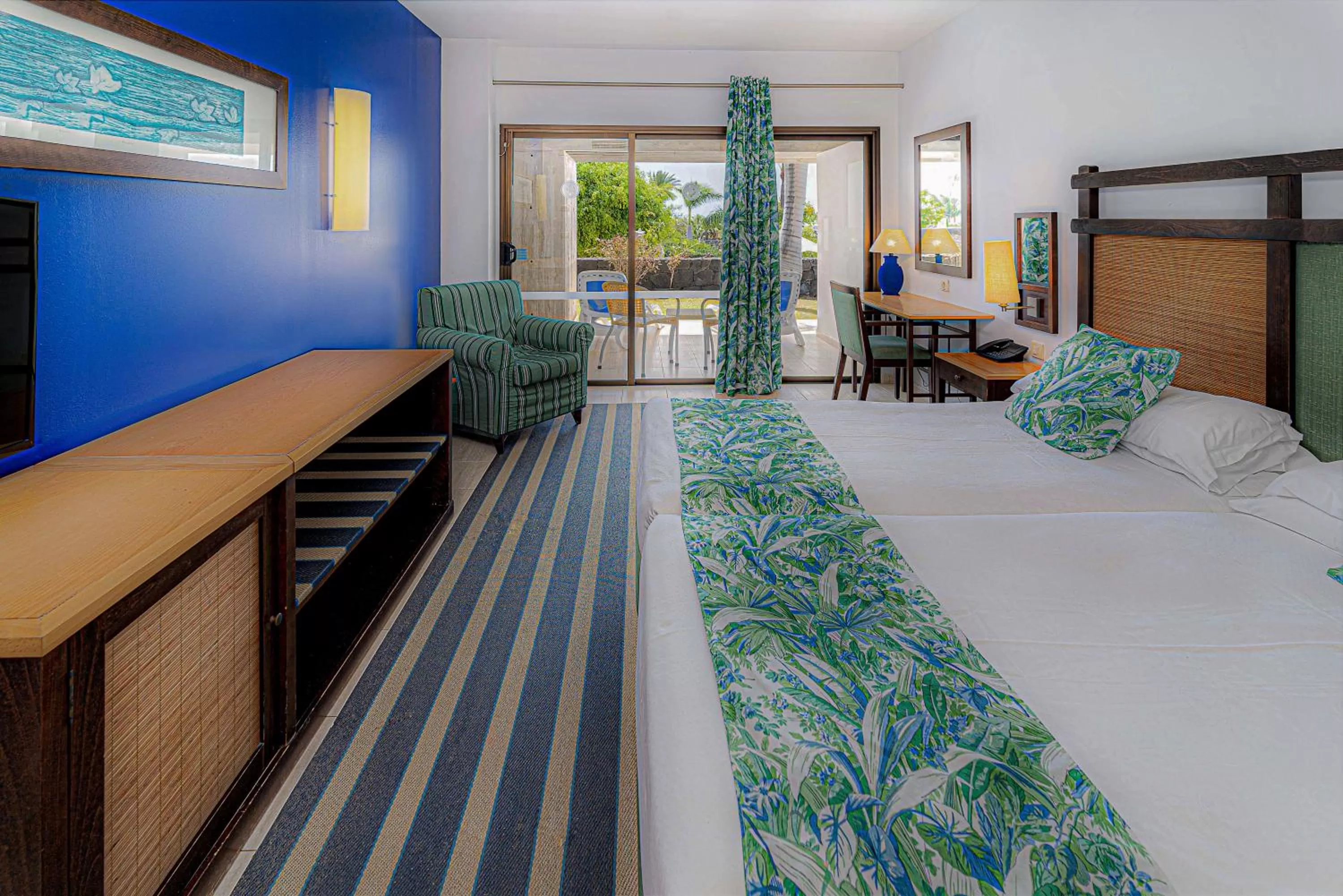 Budget Twin Room in Hotel Costa Calero Thalasso & Spa