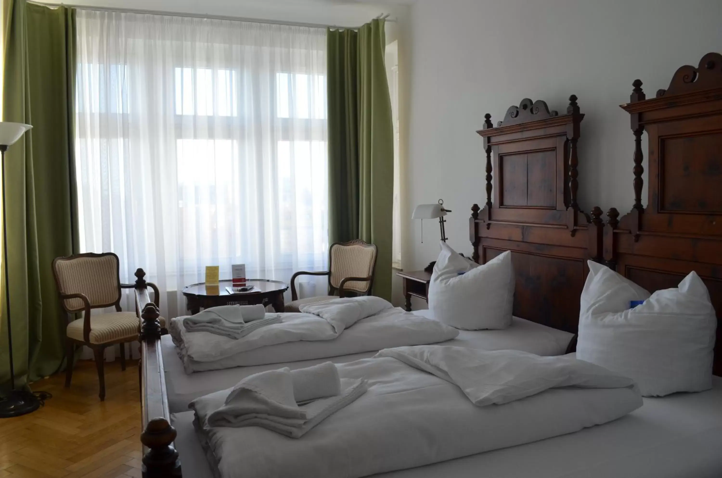 Bed in Jahrhunderthotel Leipzig Bed in Jahrhunderthotel Leipzig