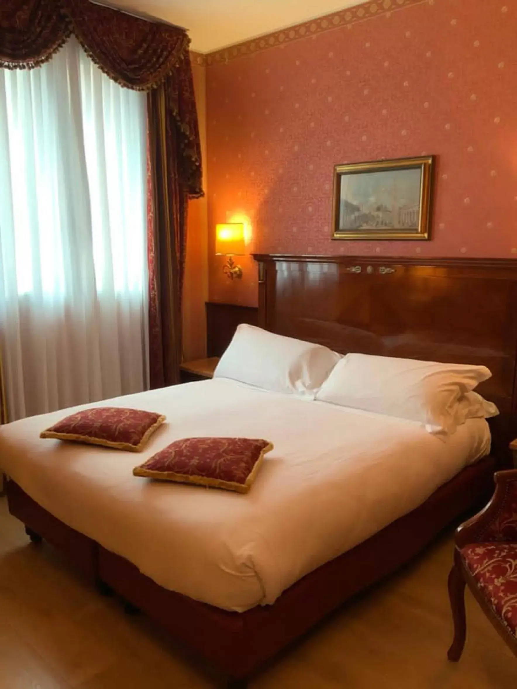 Other, Bed in Hotel Vittoria