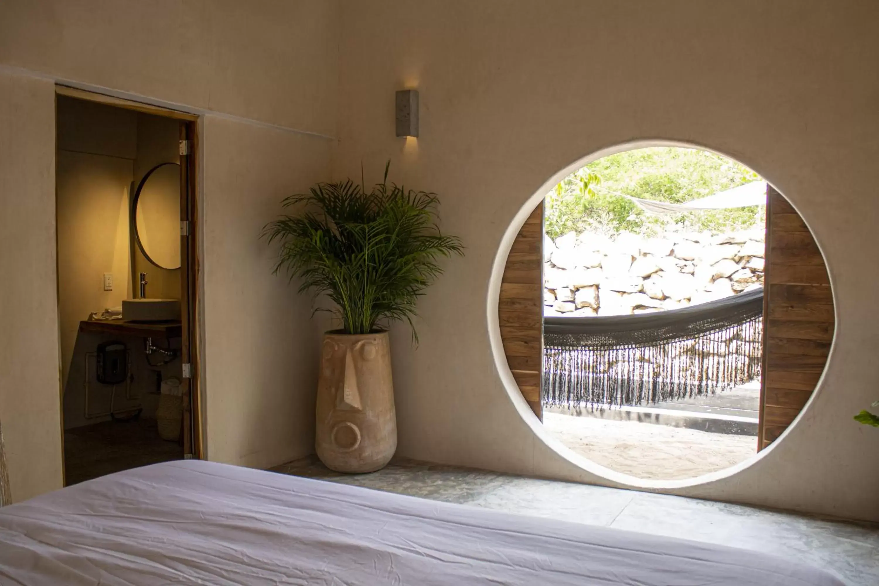 Bed in BH HOTEL & CENOTE TULUM - Adults Only