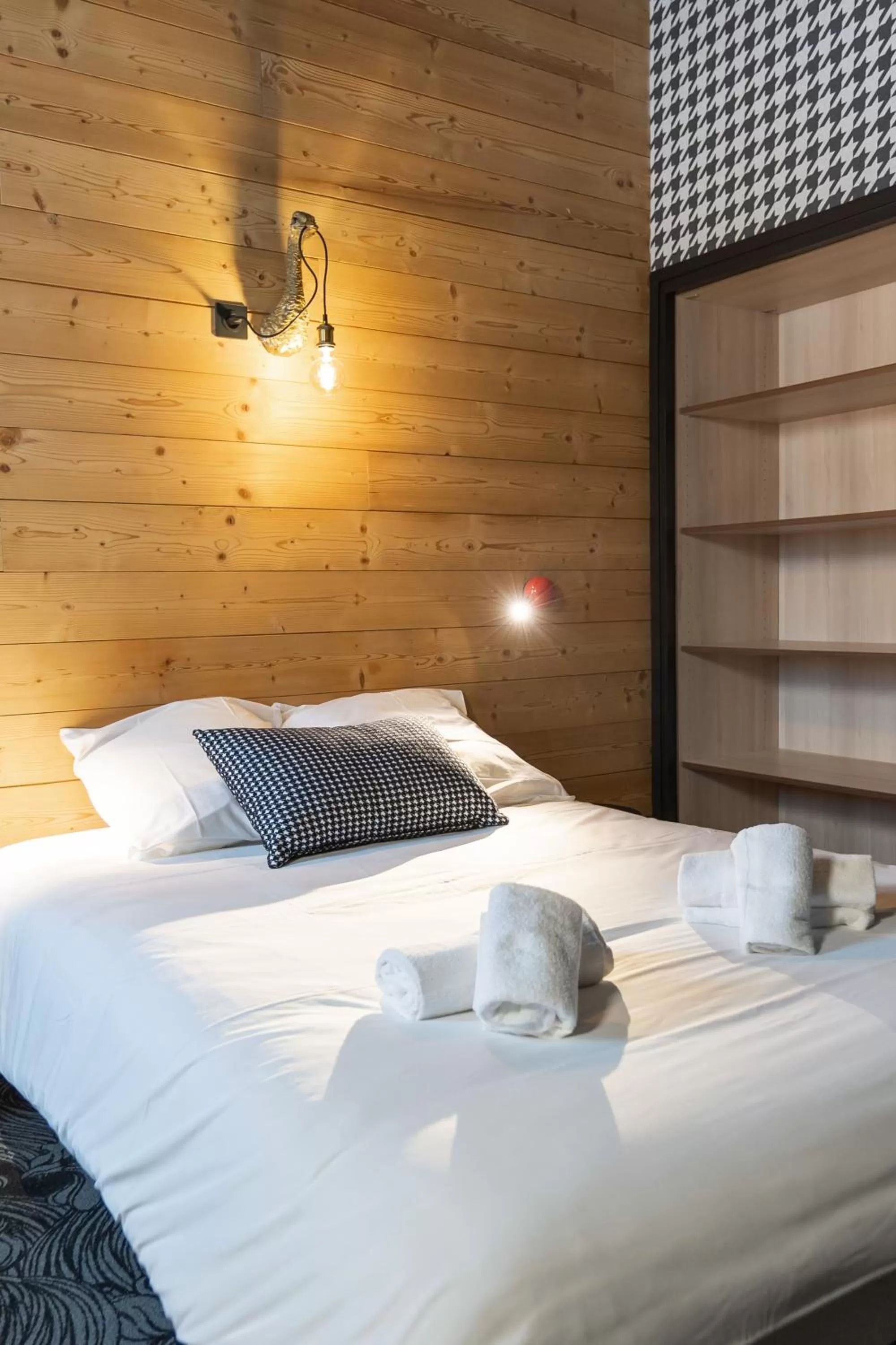 Bed in Hôtel Le Cristal Lodge - TERRESENS