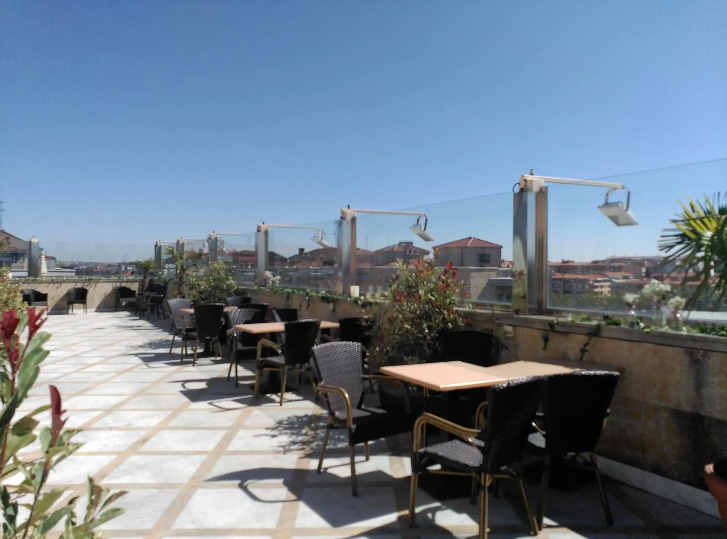 Day, Restaurant/Places to Eat in Hotel Alameda Palace